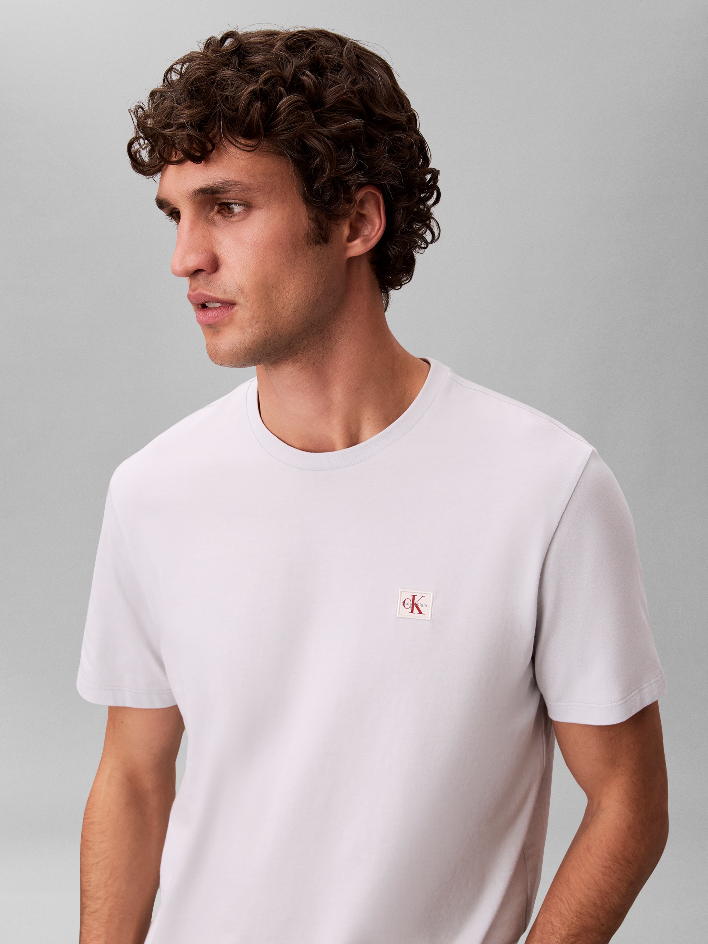 Calvin Klein T-Shirt »SS BADGE TEE 2 PACK« Packung, 2er-Pack, 2 Mit Rundhalsausschnitt