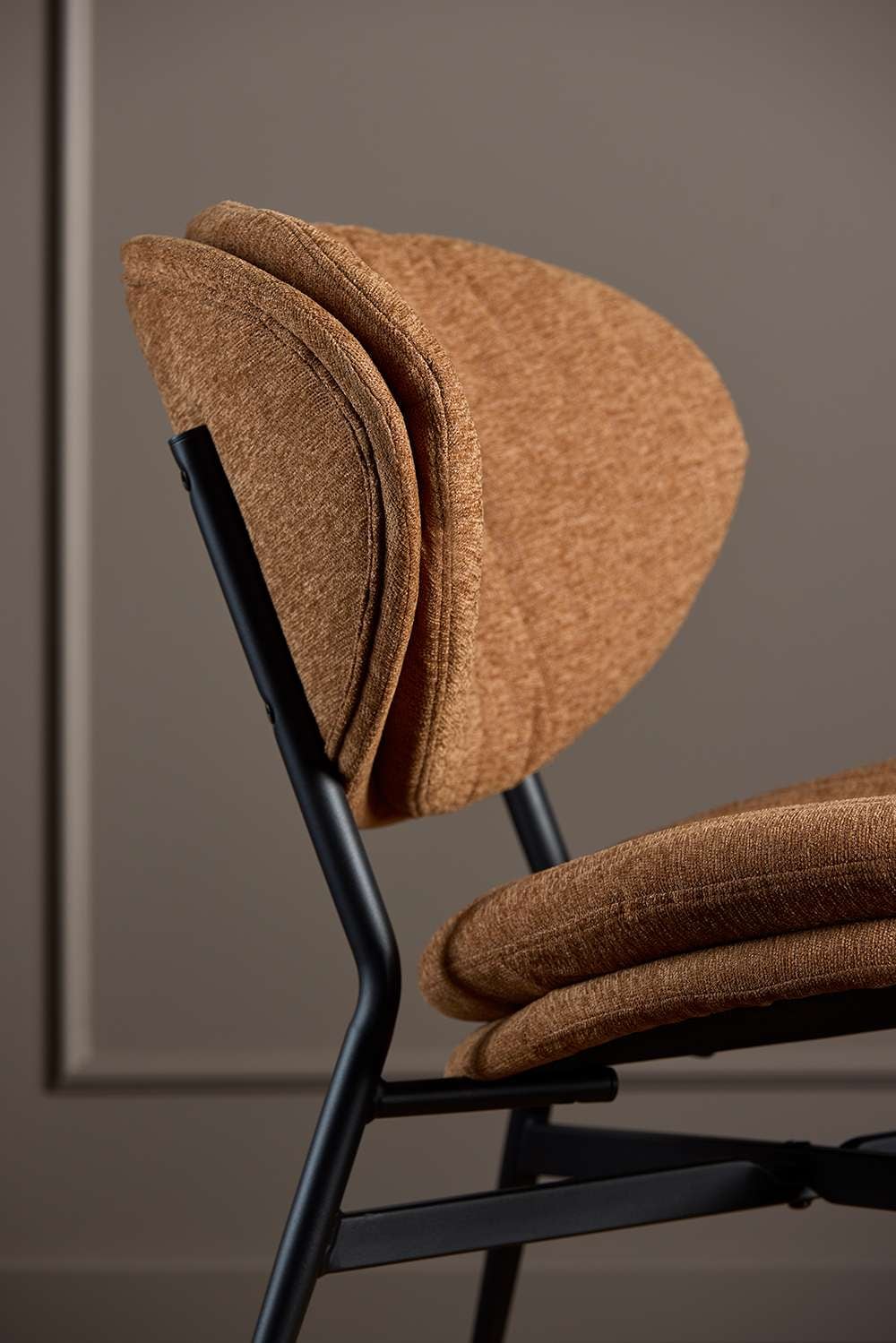 ACTONA GROUP Fauteuil lounge »Burma« tissu terracotta, pieds en acier noir, hauteur d'assise : 43 cm