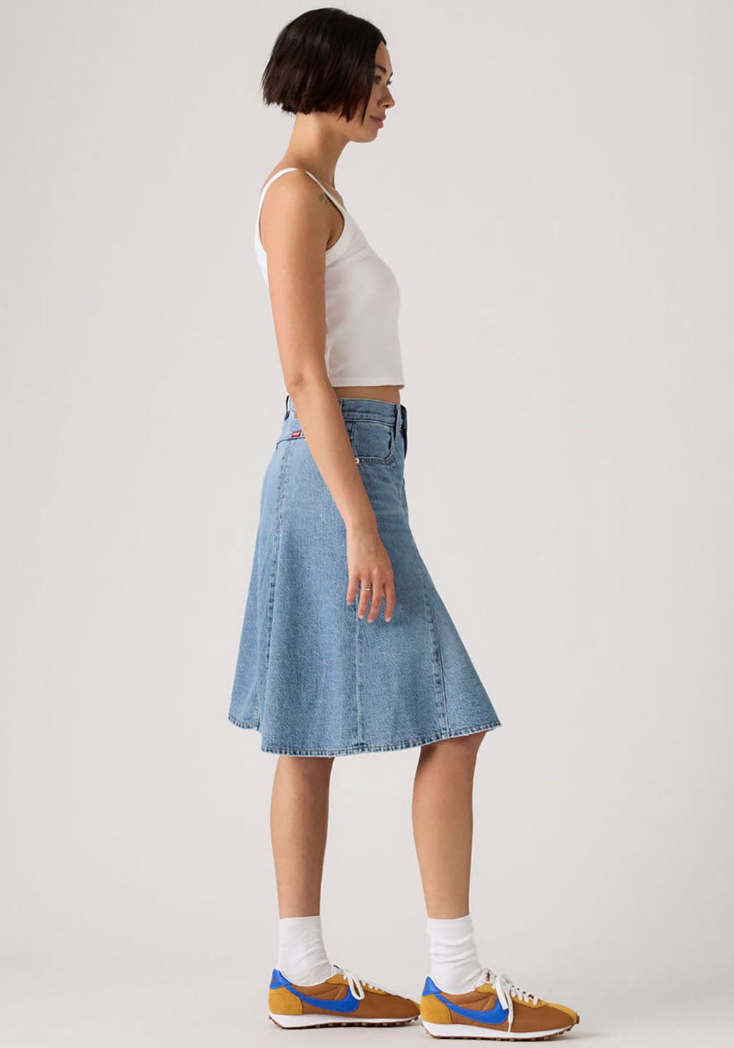 Levi's® Jupe en jean »GODET KNEE LENGTH SKIRT« Midirock mit Falten