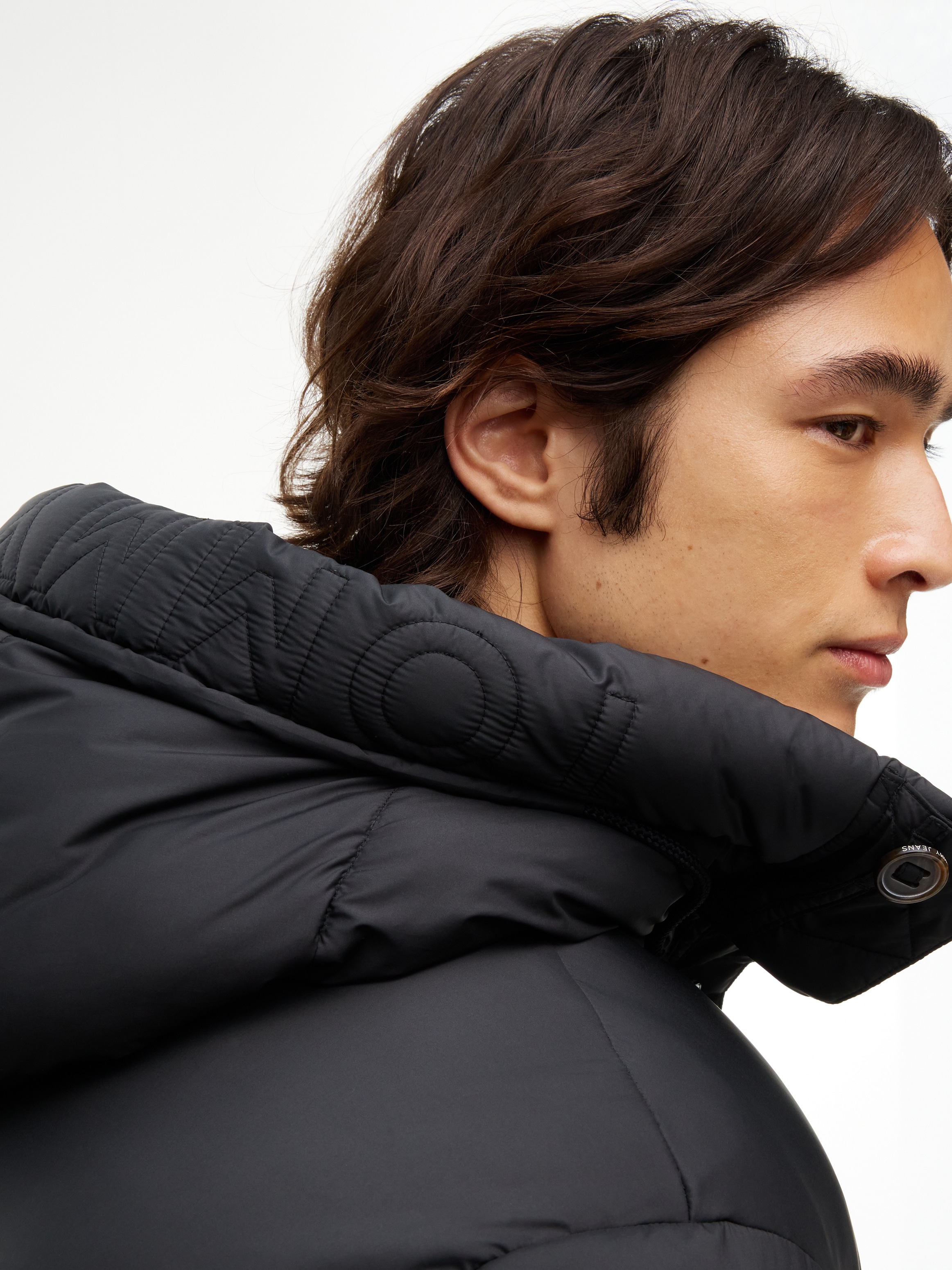 Tommy Jeans Parka »TJM WORKWEAR HOODED PARKA« avec capuche  coupe décontractée, rembourré