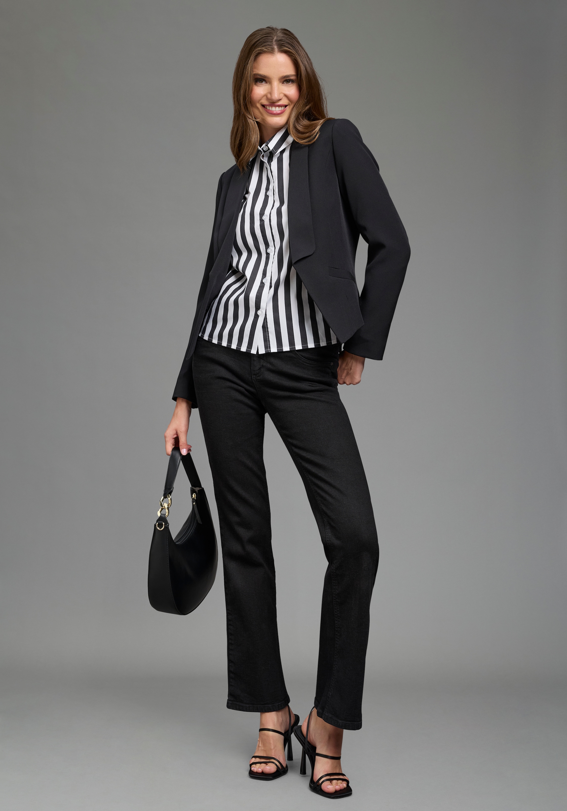 Laura Scott Kurzblazer mit Schalkragen, kurze Schnittform, aus Polyester und Elasthan