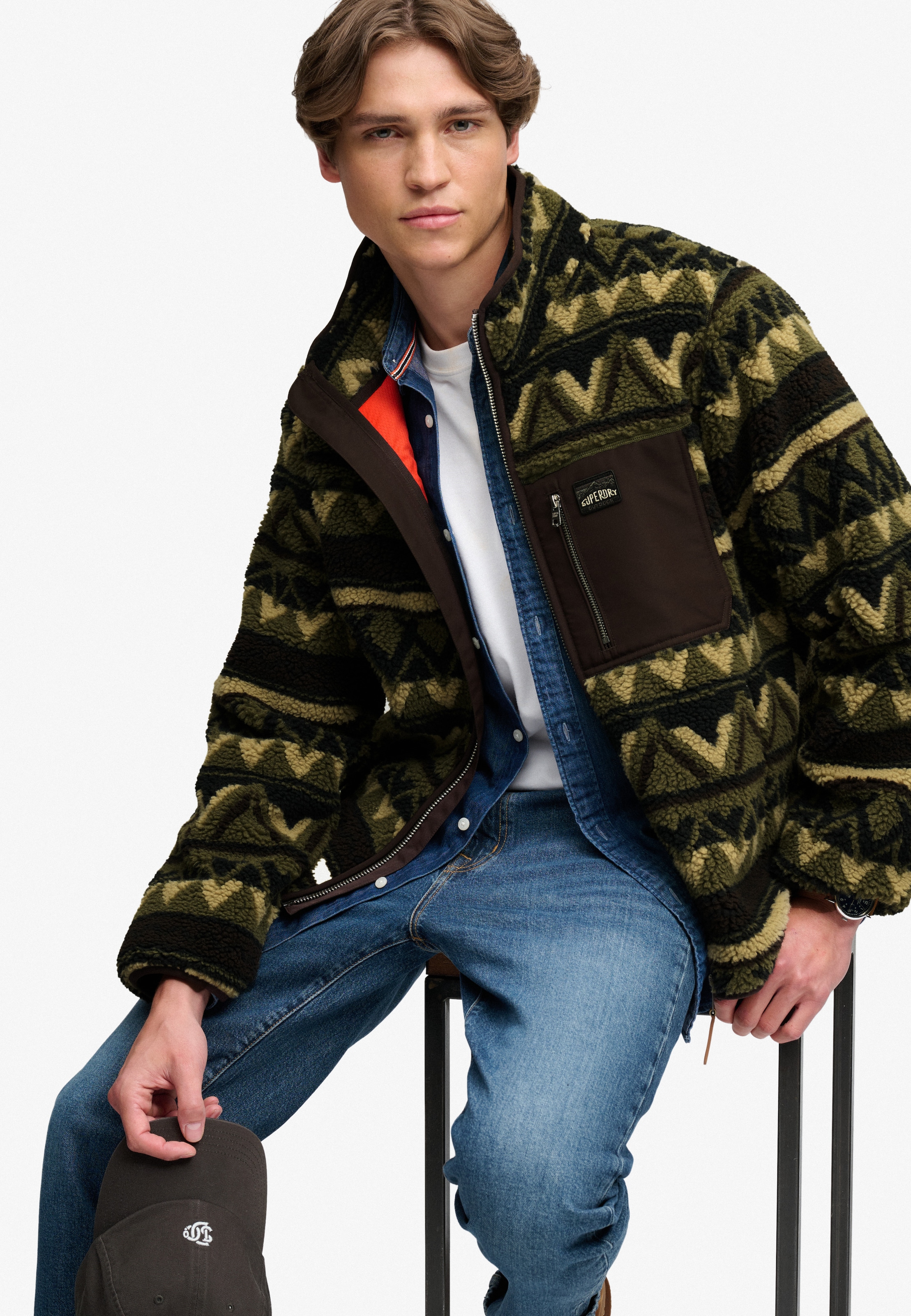Superdry Sweatjacke »ABSTRACT FLEECE ZIP THROUGH« Kunstfaser, relaxed fit