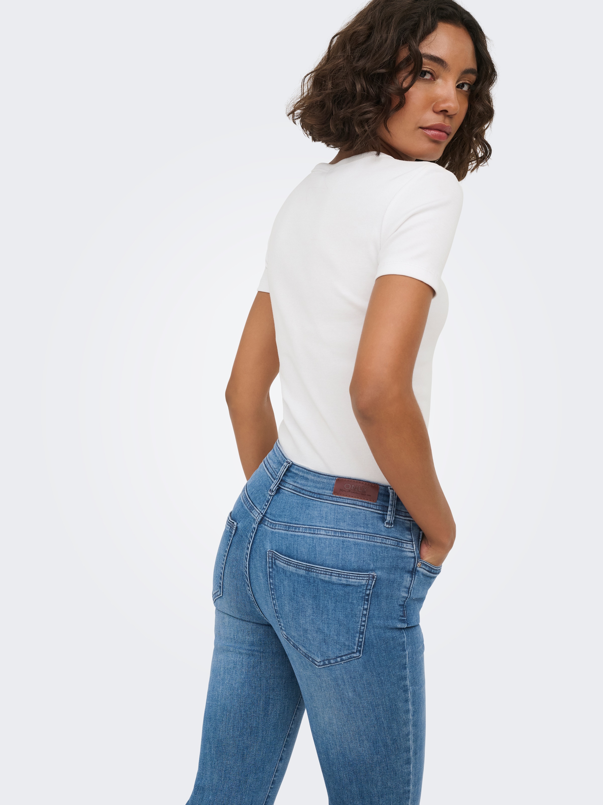 ONLY Bootcut-Jeans »ONLWAUW HW FLARED DNM TAI475« Baumwollmischung