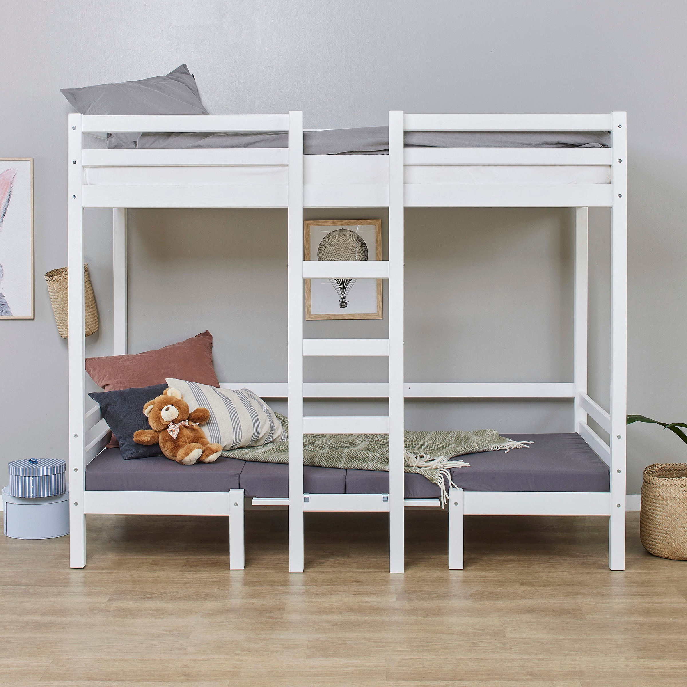 Hoppekids Hochbett »ECO Dream, Kinderbett mit Funktion - Praktisch & flexibel« Unteres Bett nutzbar als Bett oder Sitzgruppe. 90x200
