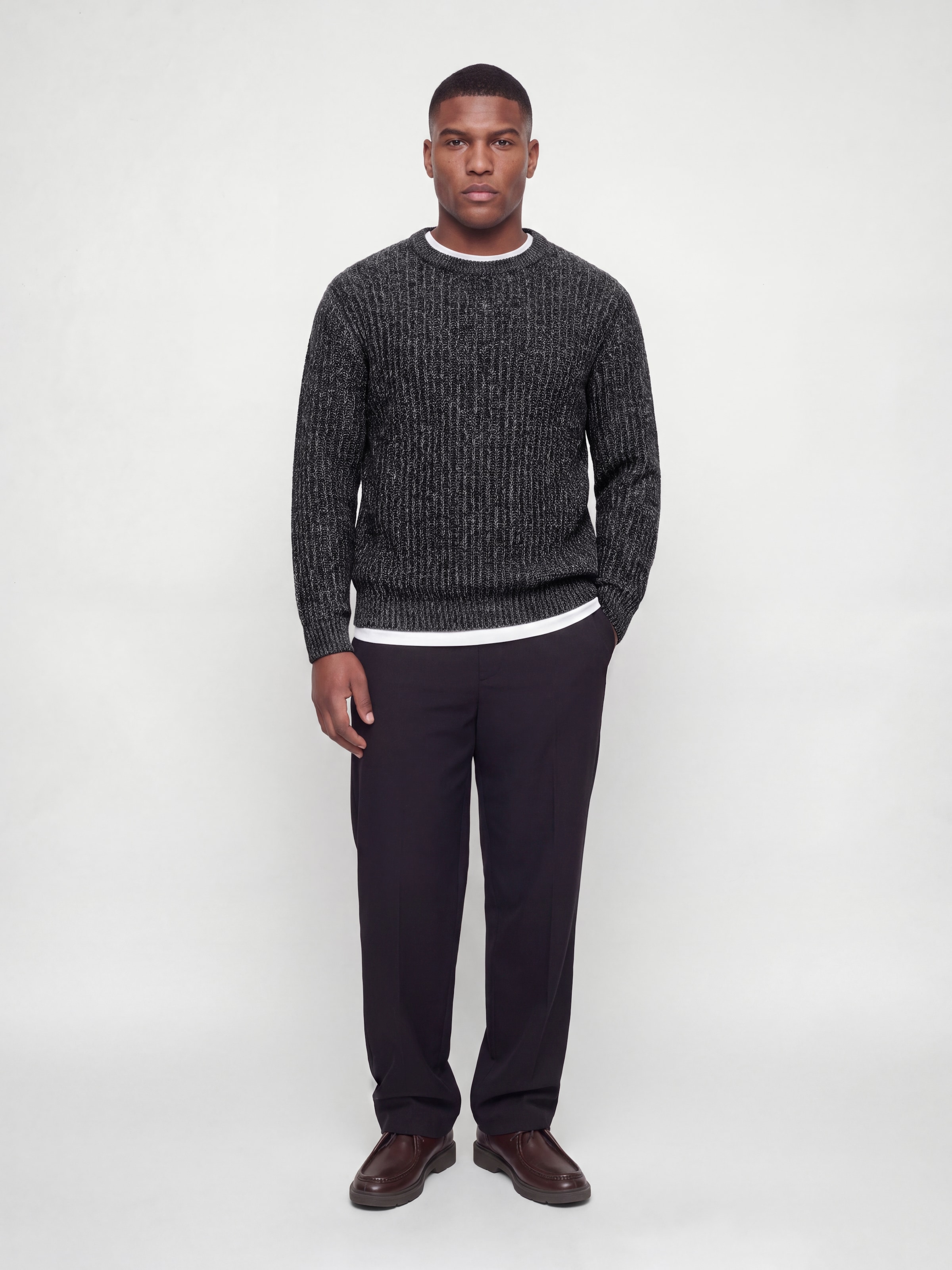 Jack & Jones PlusSize Pull à col rond »JJJAXON KNIT CREW NECK PLS« Materialmix, locker geschnitten