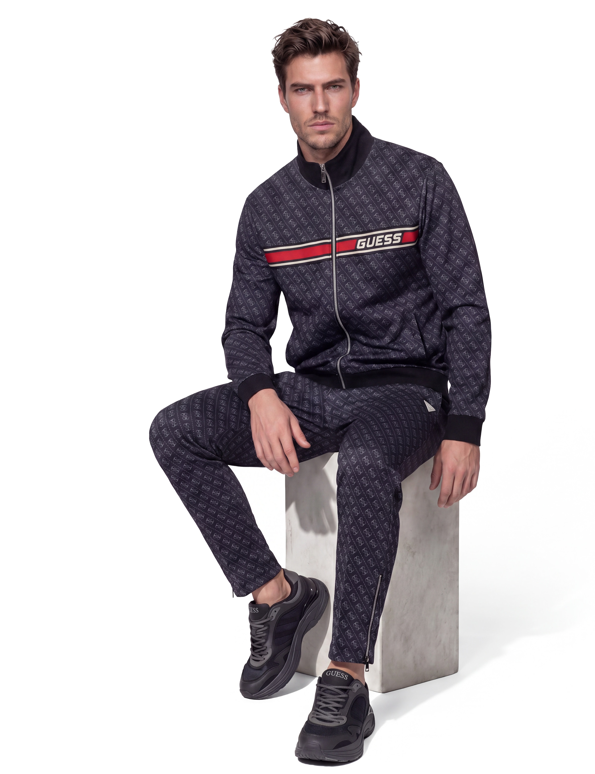 Guess Sweatjacke »KORBIN« Stehkragen, Regular Fit, Eingrifftaschen
