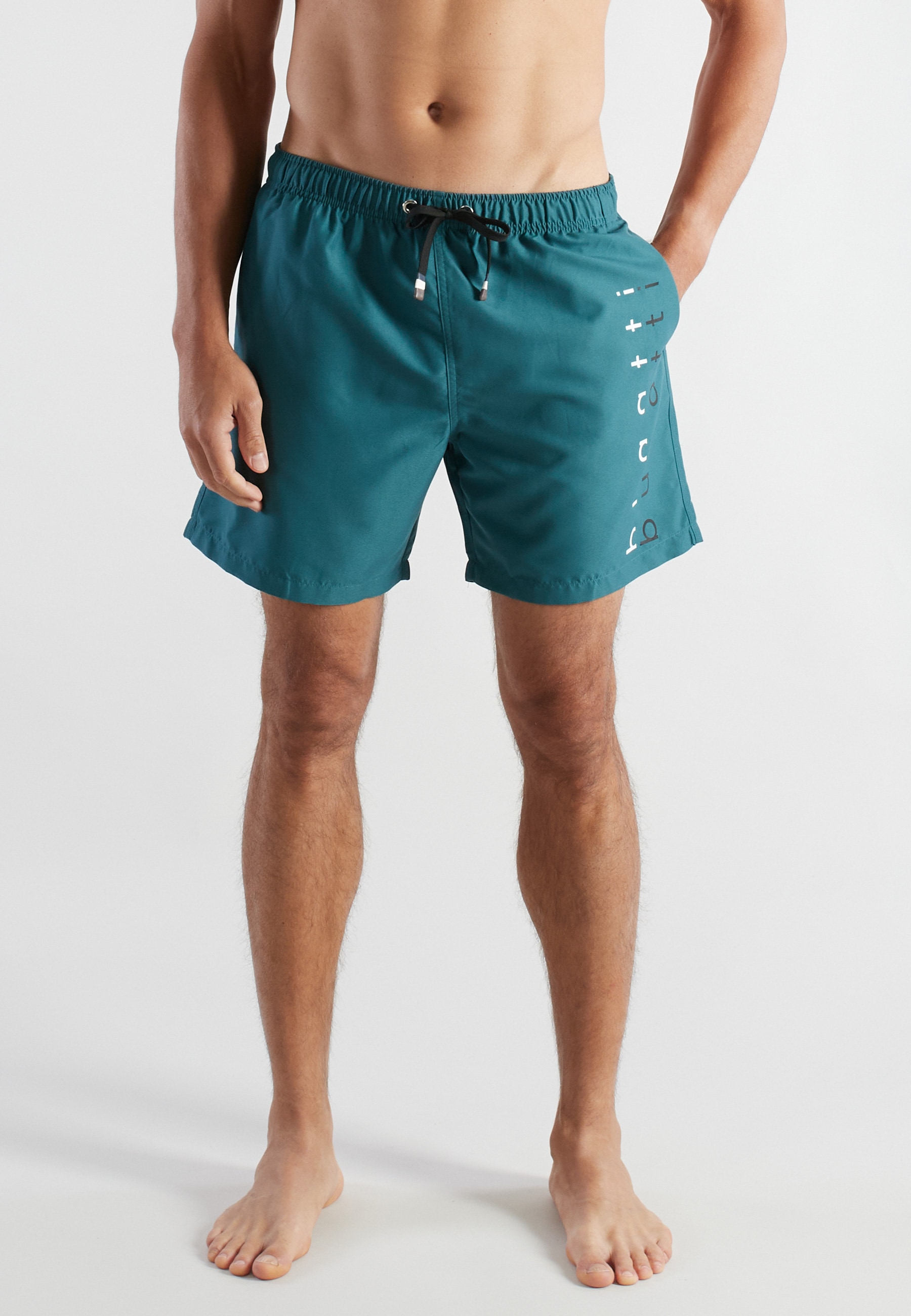 bugatti Short de bain basic, mit Logo, mit Kordelzug, bequem