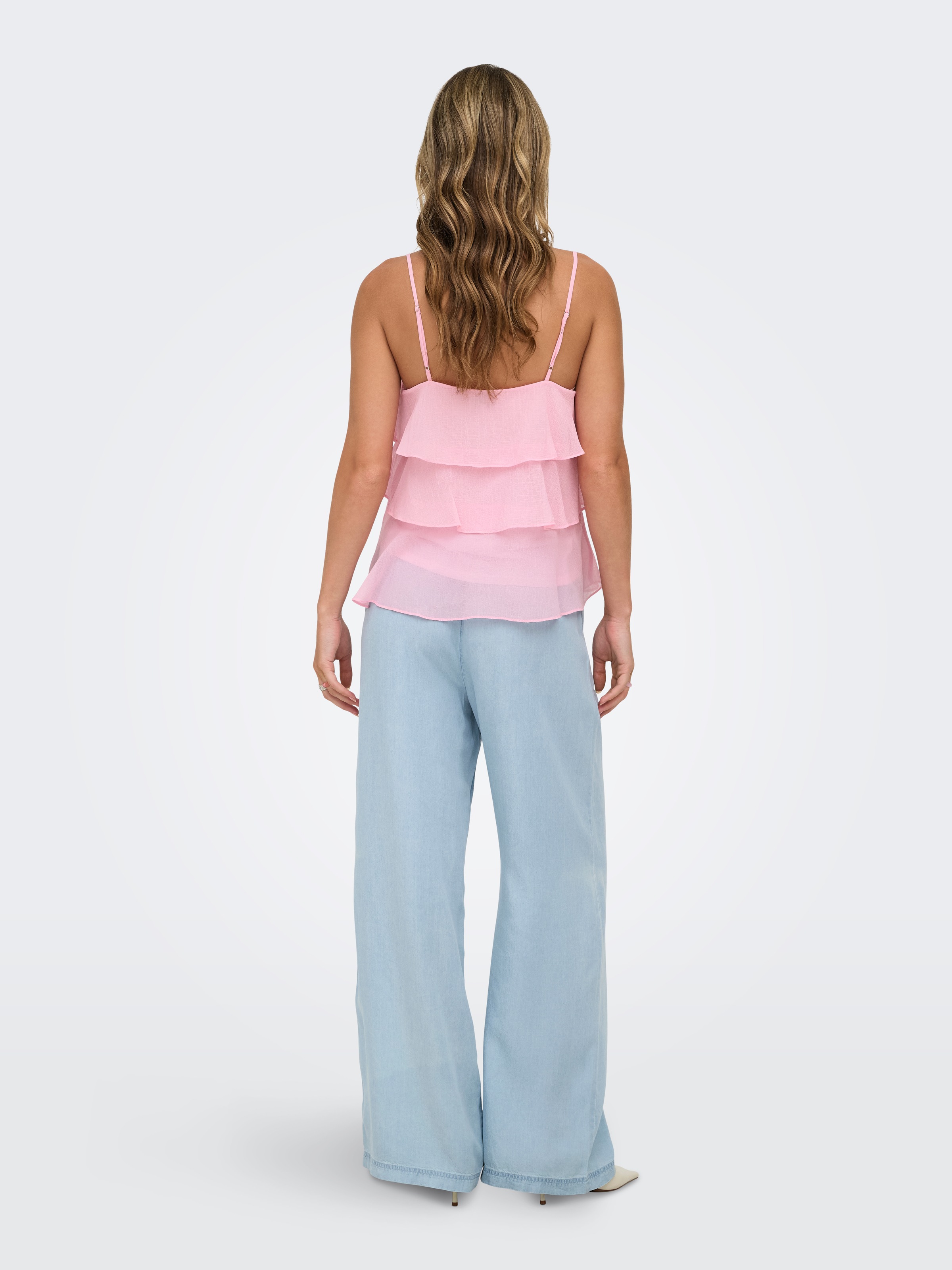 ONLY Top à bretelles »ONLLINN LIFE FLOUNCE SINGLET WVN NOOS« fibre synthétique, coupe régulière