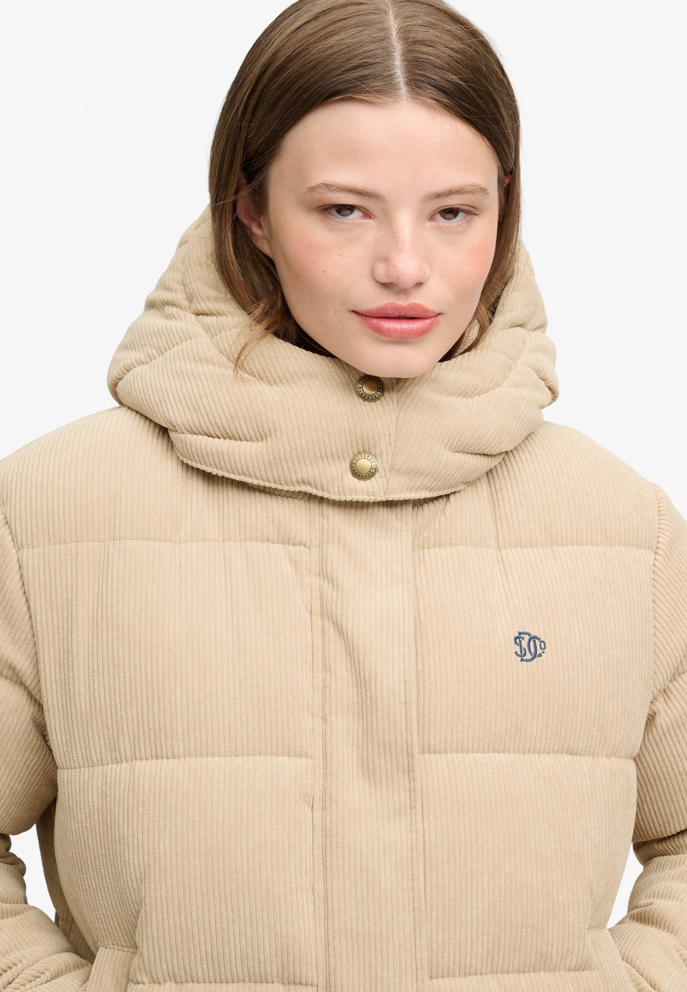 Superdry Veste matelassée »PREMIUM HOOD CORD PUFFER JKT« Kunstfaser, relaxed fit, aus Cord