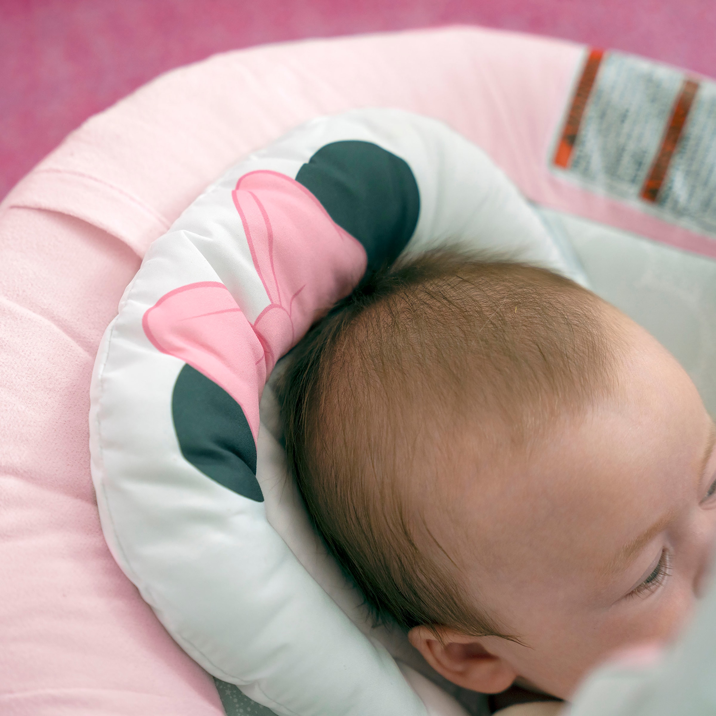Bright Starts Transat pour bébé »Minnie Mouse Rosy Skies ™ Comfy Bouncer« bis 9 kilos mit Sound-Effekt