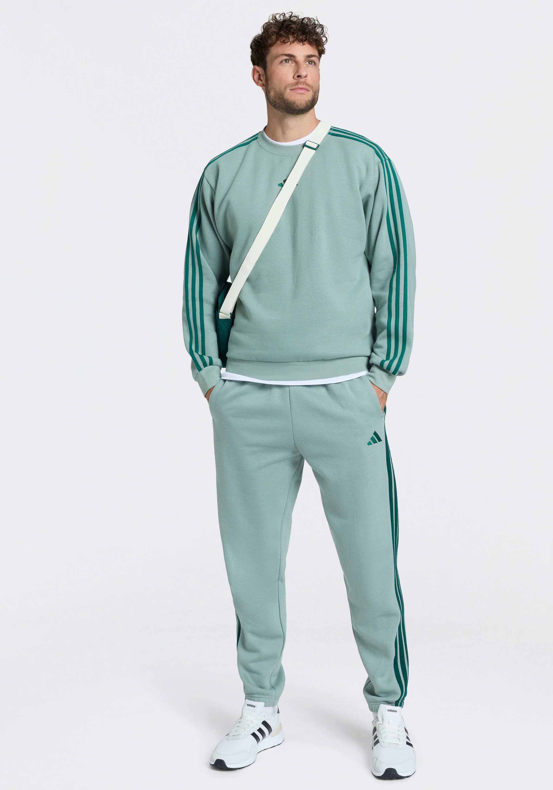 adidas Sportswear Sneaker »RUN 60S 4.0«  inspiriert vom Design der adidas ZX Modelle