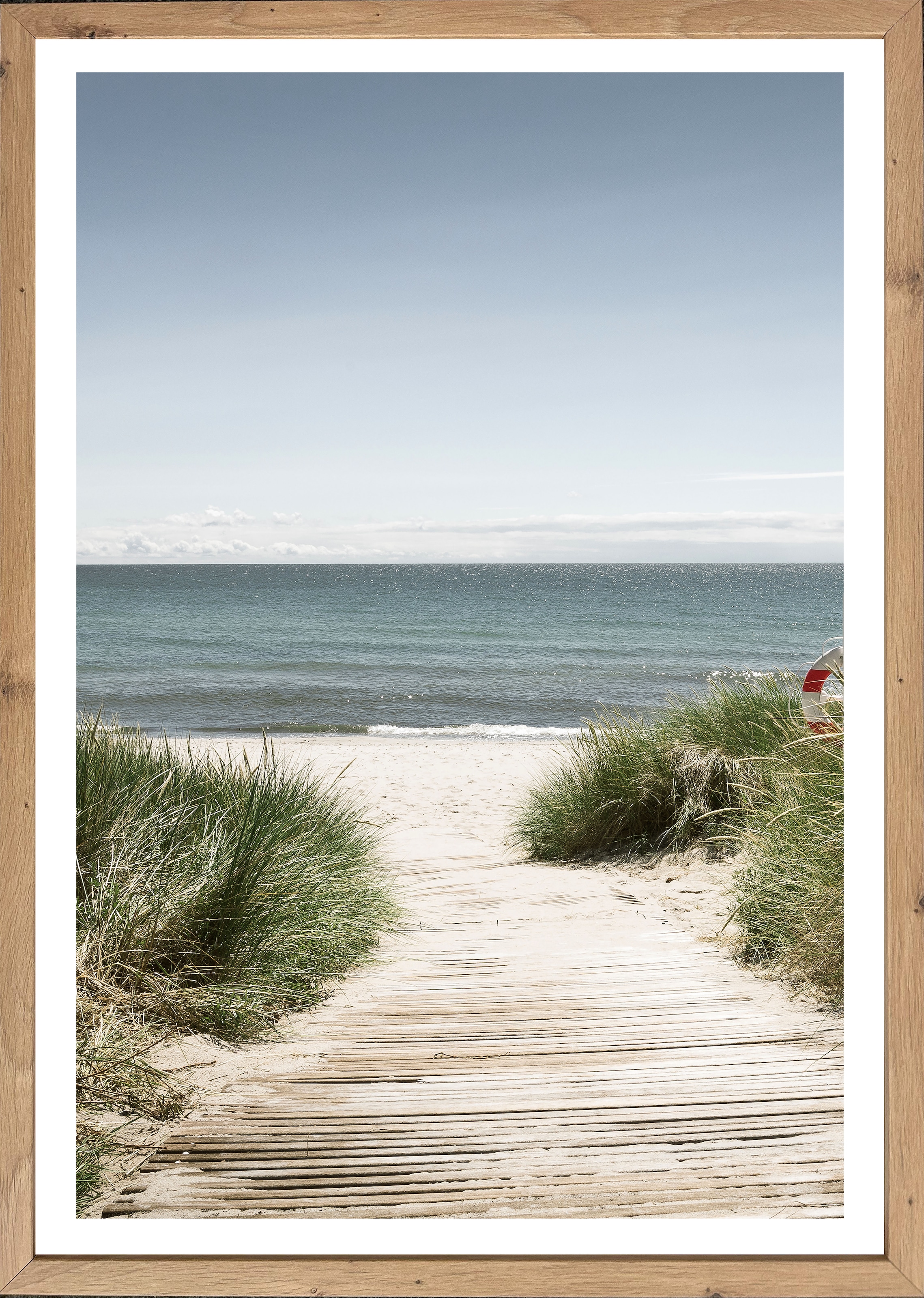 Bönninghoff Bild mit Rahmen »Wandbild gerahmt STRANDWEG 50x70 cm – Holzsteg zum Meer im Scandi Stil« Düne | Gräser | Küste | Landschaft | Meer | Natur | Strand 1 Stk. tlg. mit dekorativem Rahmen