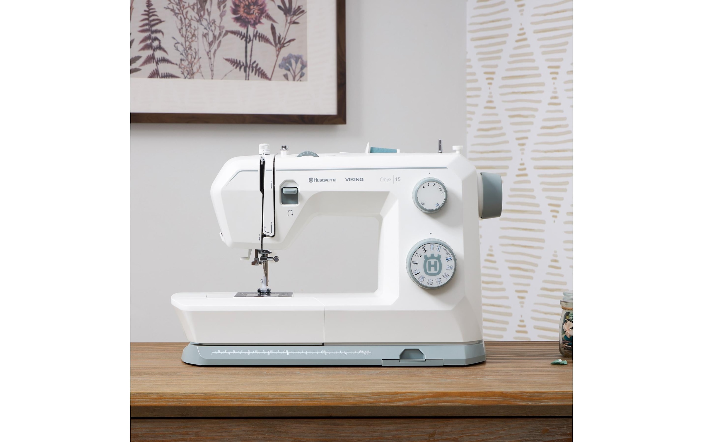 Husqvarna Nähmaschine »Onyx 15«
