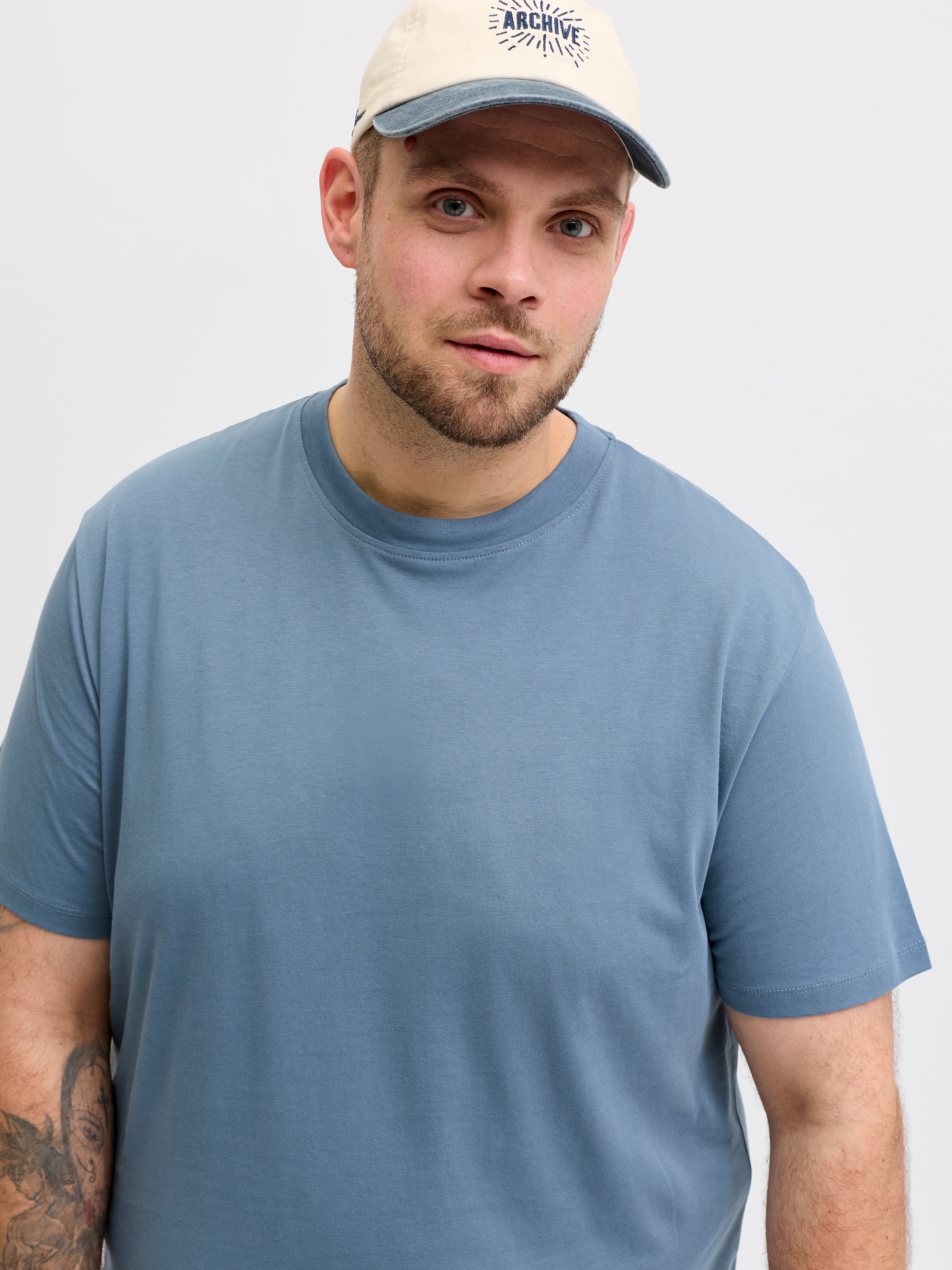 Jack & Jones PlusSize T-Shirt »JJEBRADLEY TEE SS NOOS PLS« mit Rundhalsausschnitt
