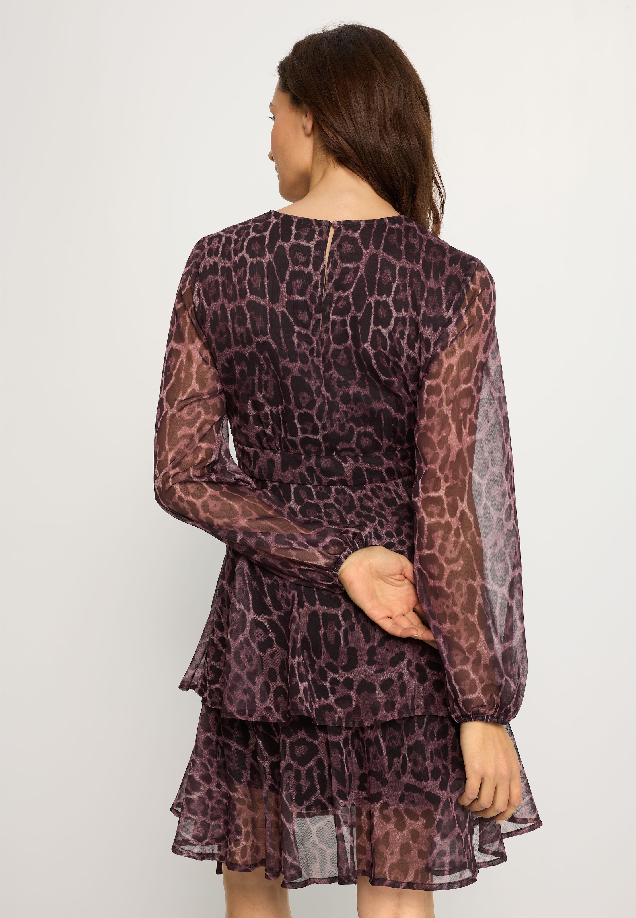 LASCANA Robe imprimée Sans poches avec ceinture fixe, robe d'été élégante à motif léopard