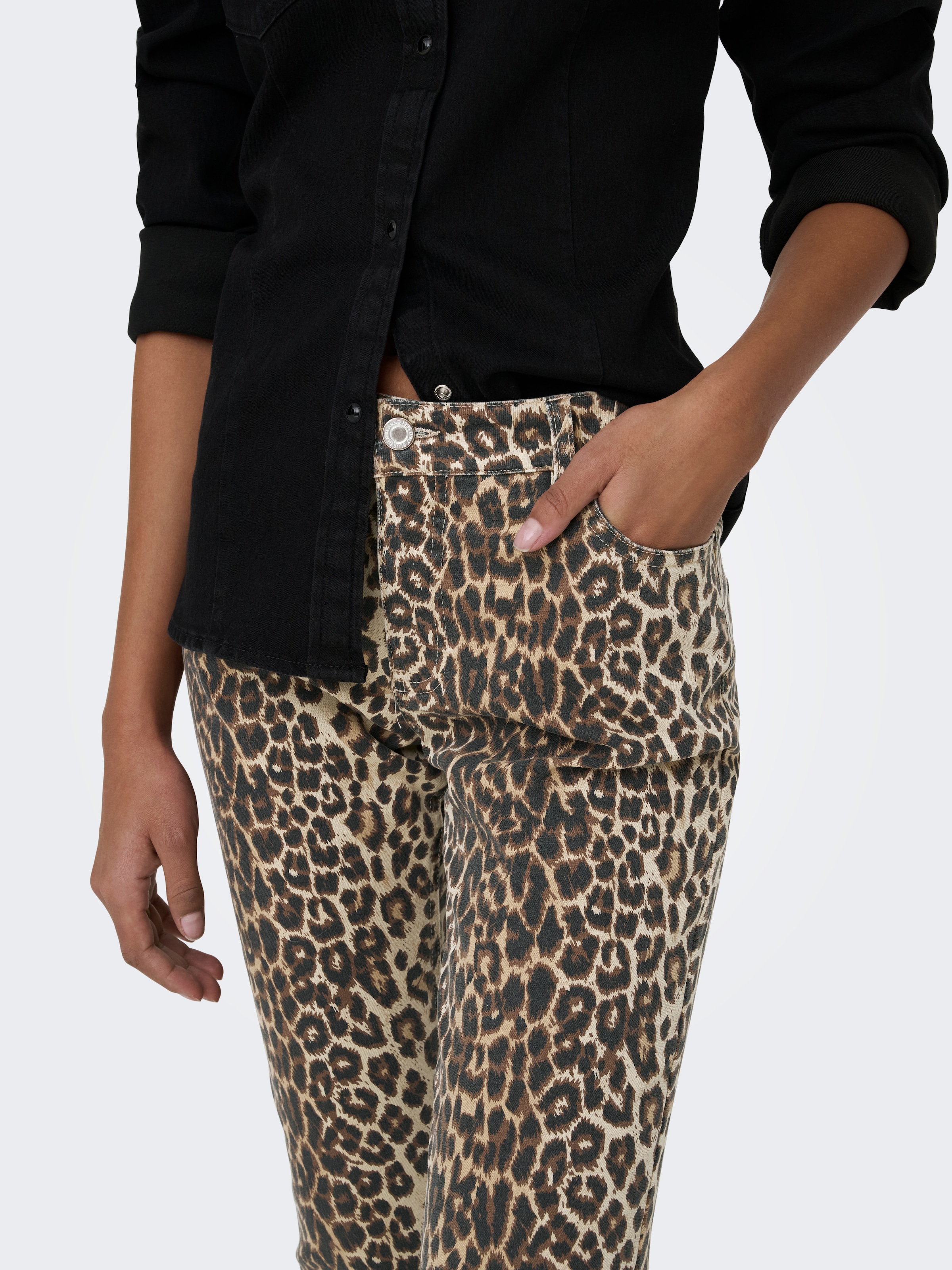 ONLY Bootcut-Jeans »ONLMARY-HILLA MW FLARED AOP PANT PNT« Baumwollmischung, bootcut fit, Regular Waist