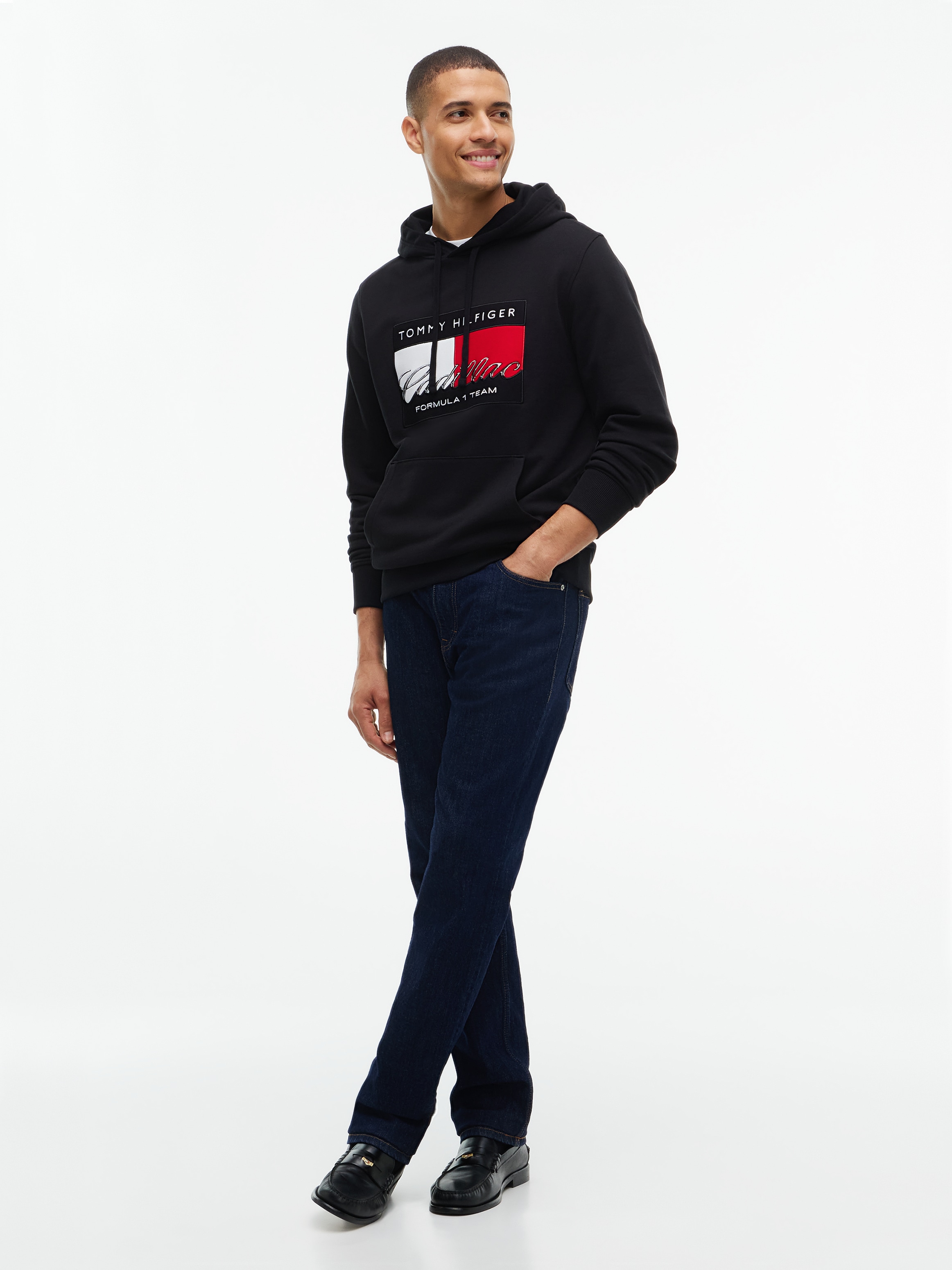 Tommy Hilfiger Hoodie »TH x Cadillac Formula 1® Team GRAPHIC FLAG«, Baumwoll-Qualität, Unisex
