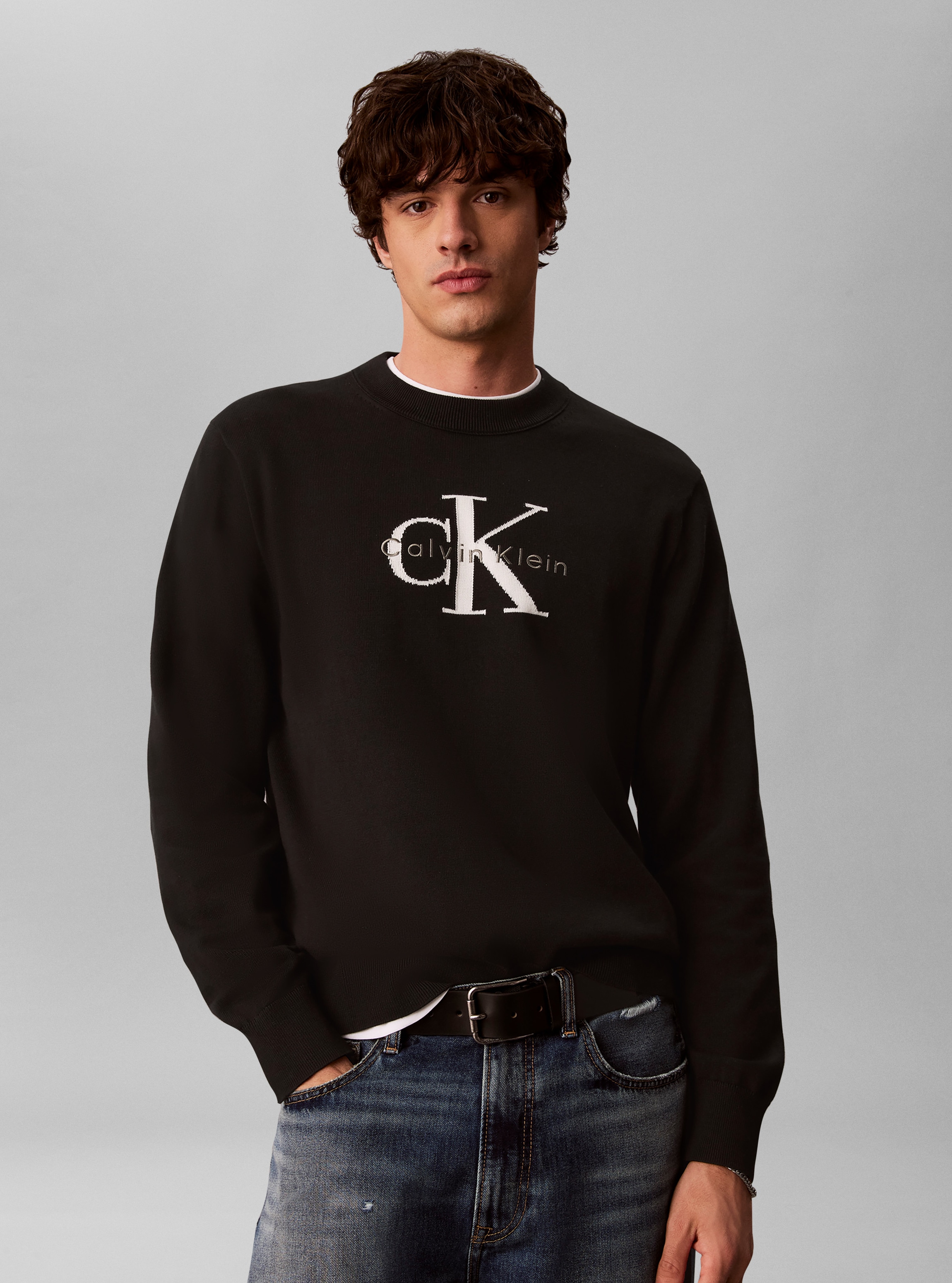 Calvin Klein Jeans Rundhalspullover »COTTON MONOLOGO« Regular fit mit Rundhalsausschnitt
