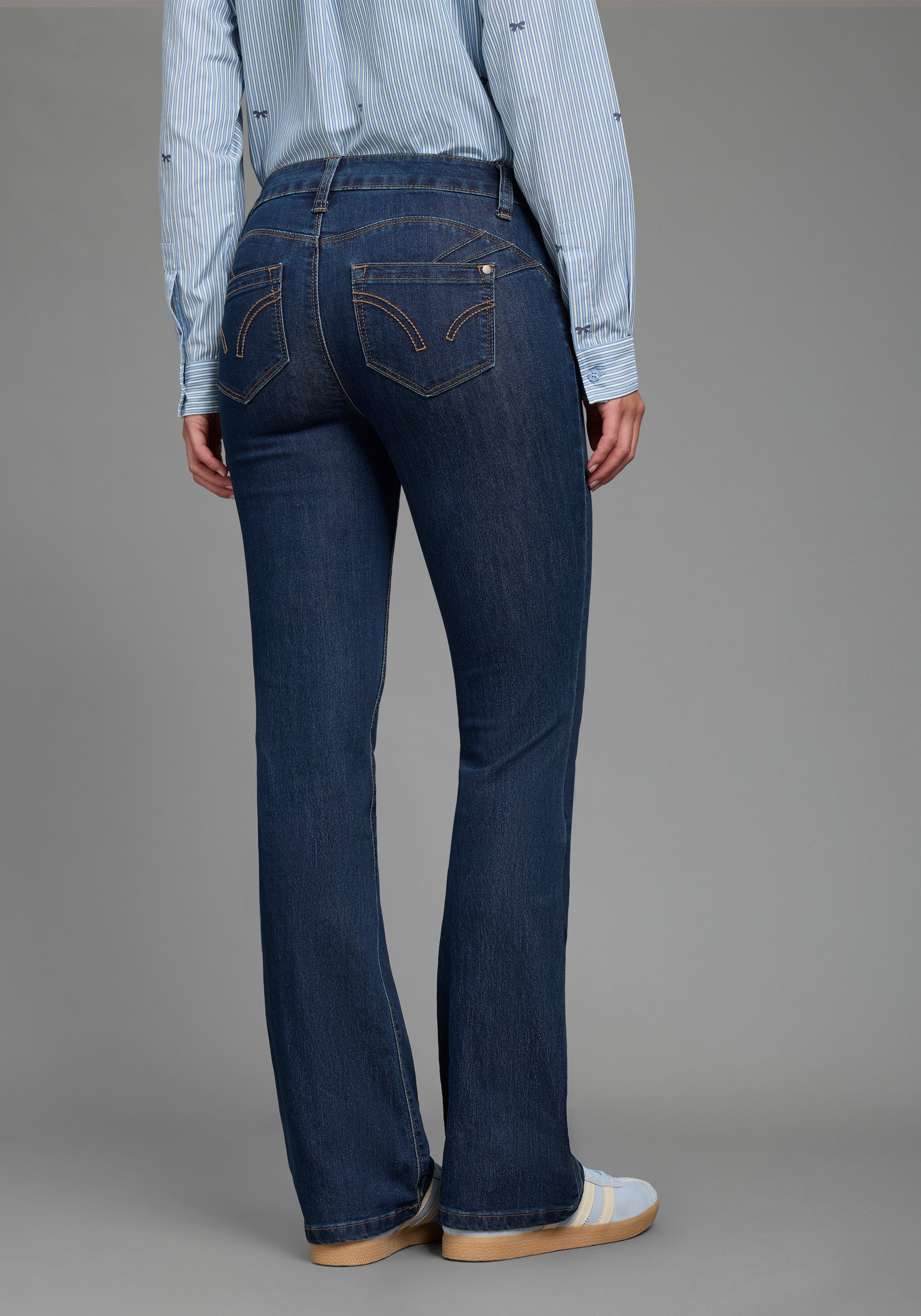 Arizona Jeans bootcut »Shaping« bootcut, coutures contrastées, lavage effet usé, taille basse