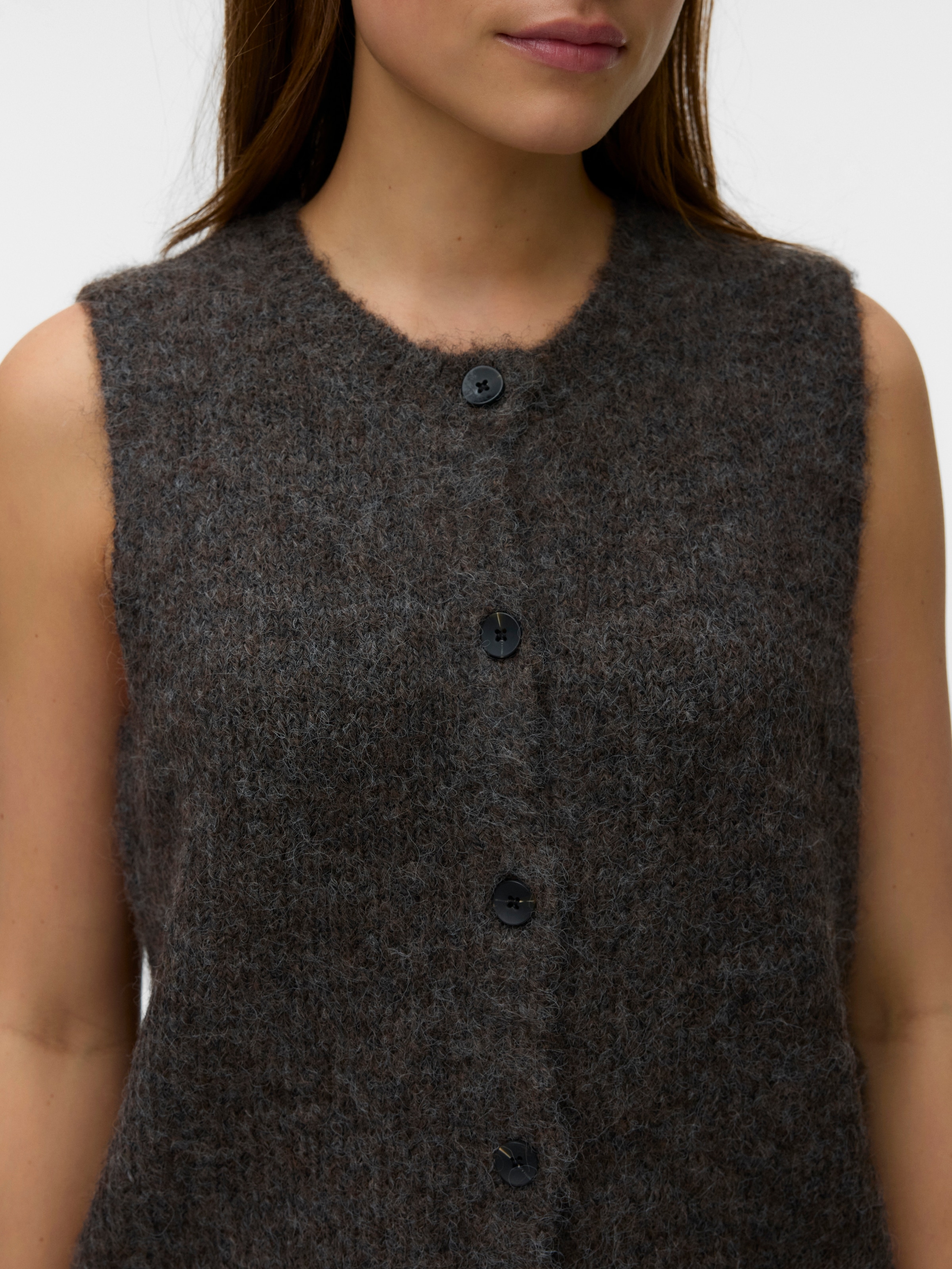 Vero Moda Gilet tricoté »VMNOVAH SL O-NECK BUTTON VEST NOOS« mélange de matières, coupe ample