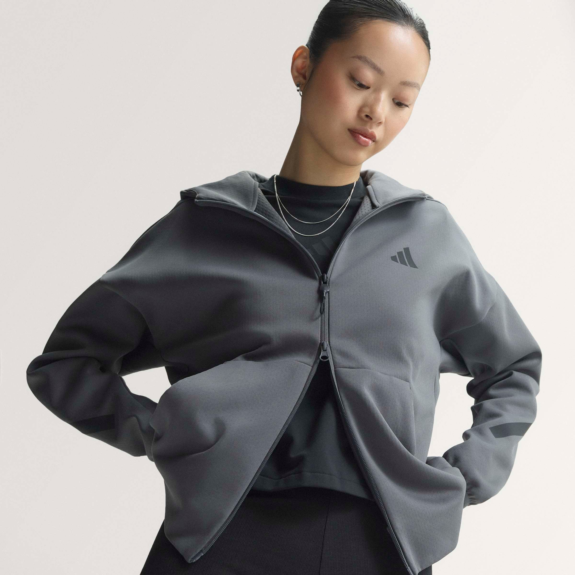 adidas Sportswear Kapuzensweatshirt »W Z.N.E. FZ«
