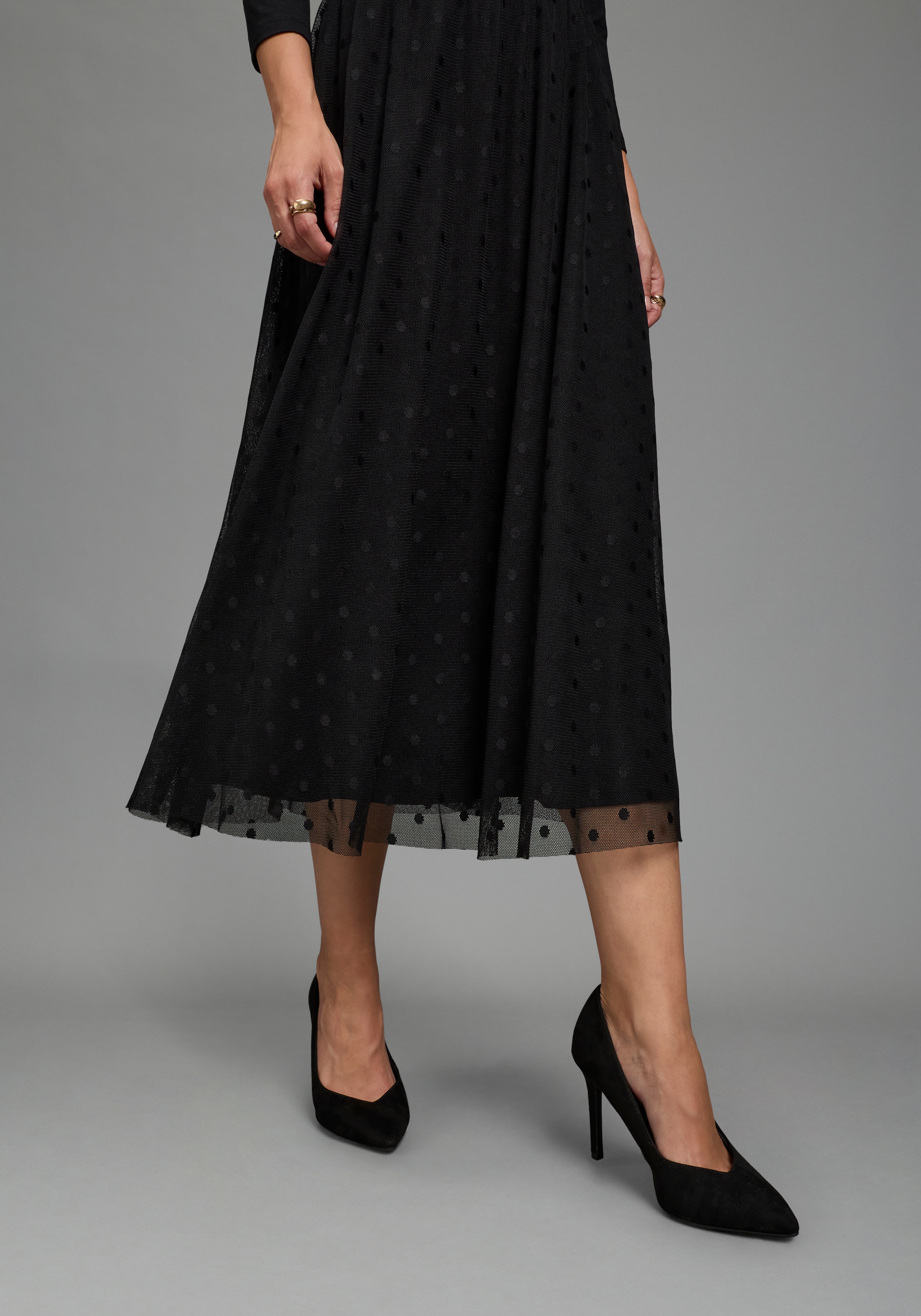 Laura Scott Robe de soirée »in Midilänge mit Meshrock in Punkte-Design« coupe ajustée, mélange de matériaux, tissu de chemise combiné avec du mesh