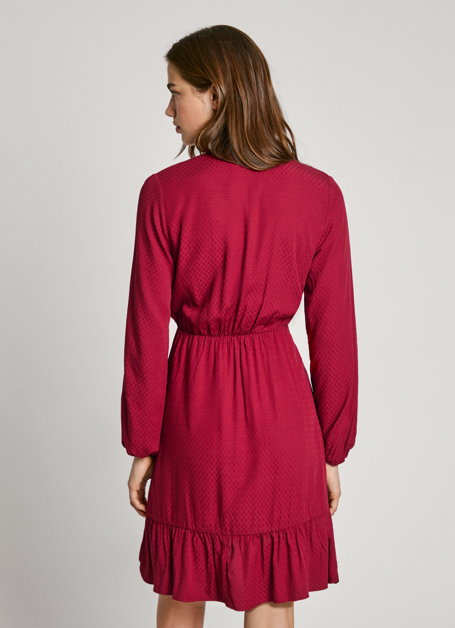 Pepe Jeans Robe en ligne A »KENDALL« mit Volants und langen Ärmeln