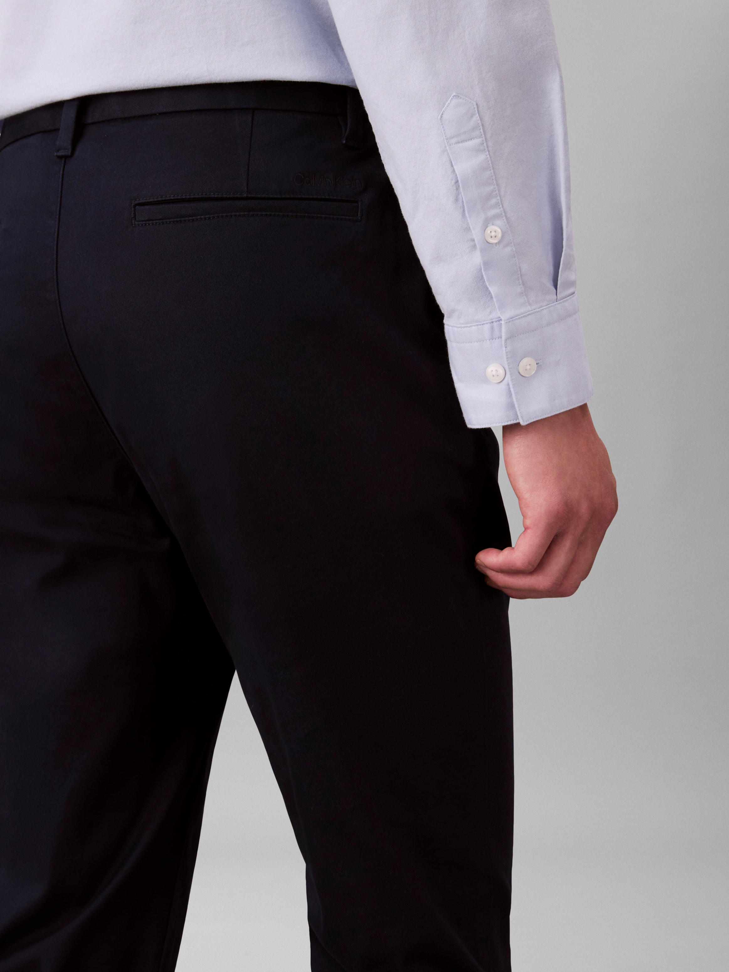 Calvin Klein Chinohose »SLM CTTN STRTCH CHN«  Mit Gürtelschlaufen