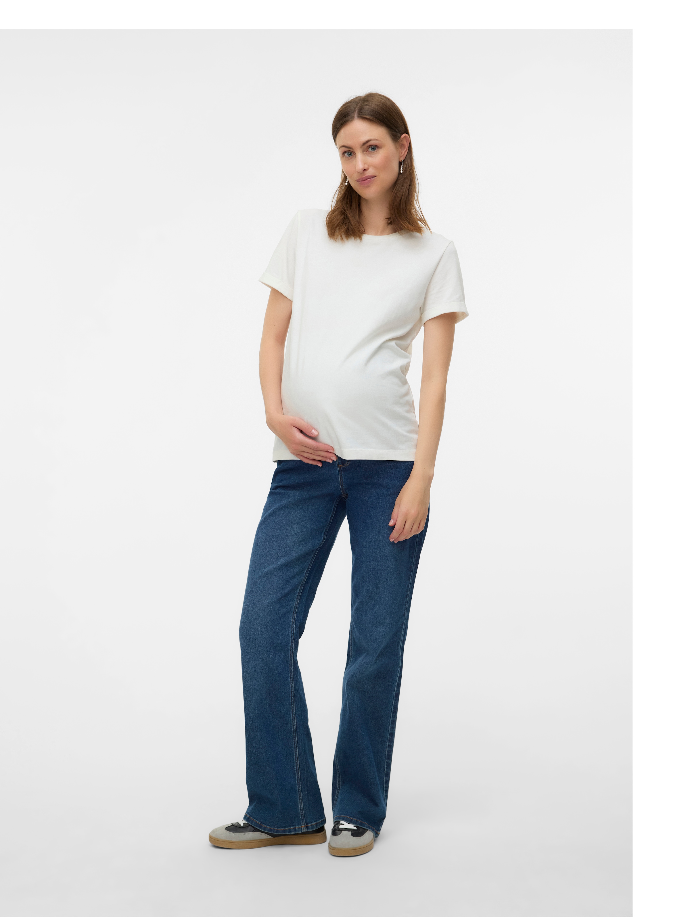 Mamalicious Jeans de grossesse »MLEDINA FLARED DB JEANS NOOS«