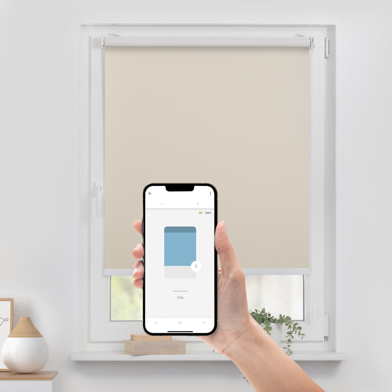 LICHTBLICK ORIGINAL Store à enrouleur »Klemmfix, ohne Bohren« verdunkelnd mit Bohren/ohne Bohren freihängend Steuerbar mit Bluetooth-App, integrierter Elektromotor und Akku