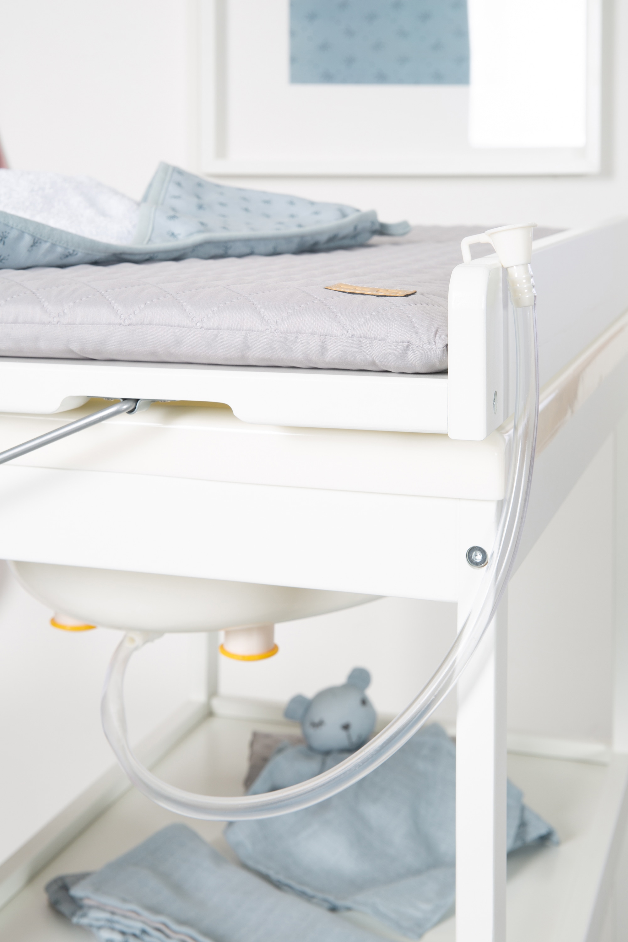 roba® Bade- und Wickelregal »Style, Baby Pool, weiss« bis 11 kg inkl. Wickelauflage silbergrau 47 cm