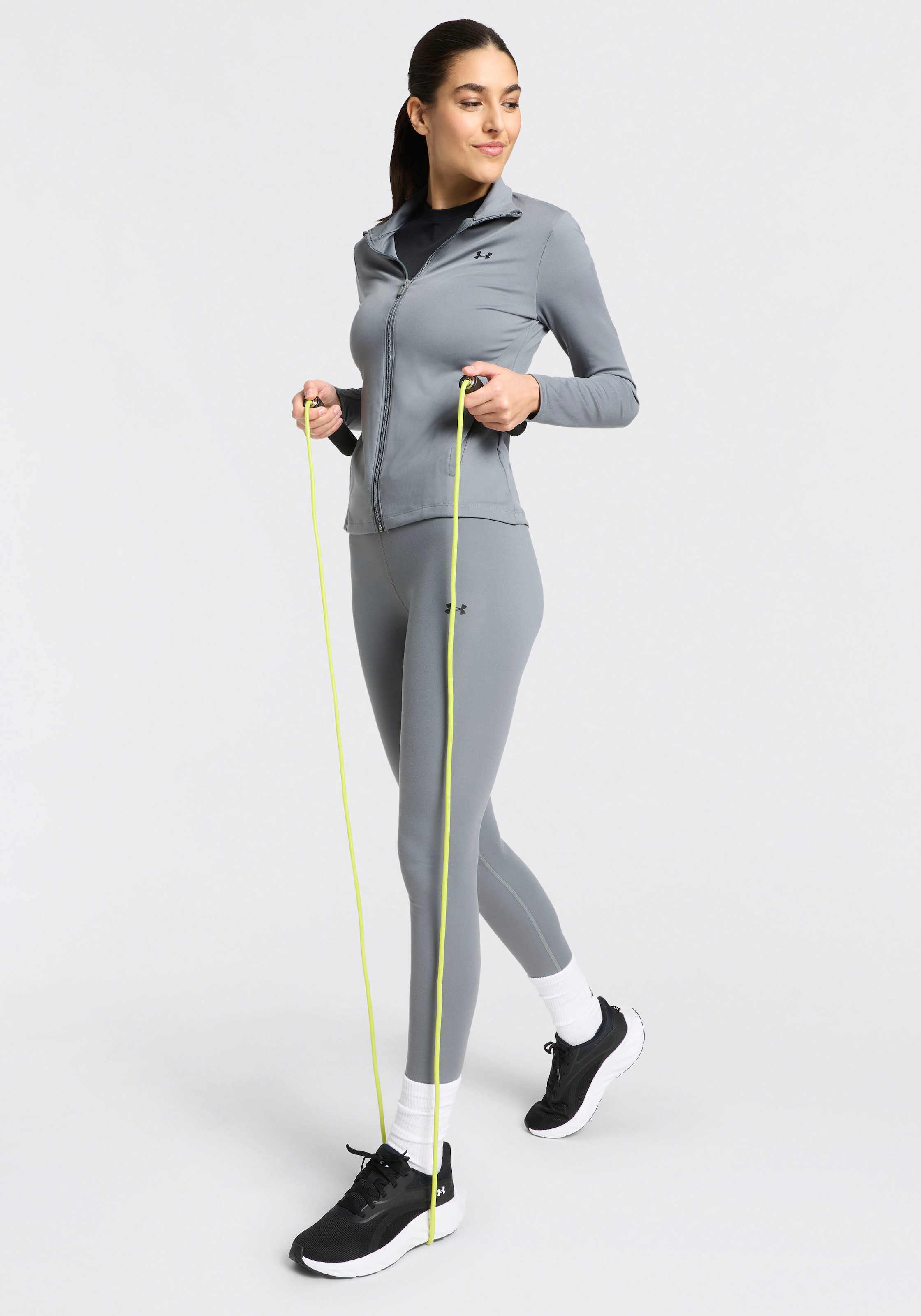 Under Armour® Trainingsjacke »MOTION JACKET EMEA« wasserabweisend, leichtes und elastisches Material
