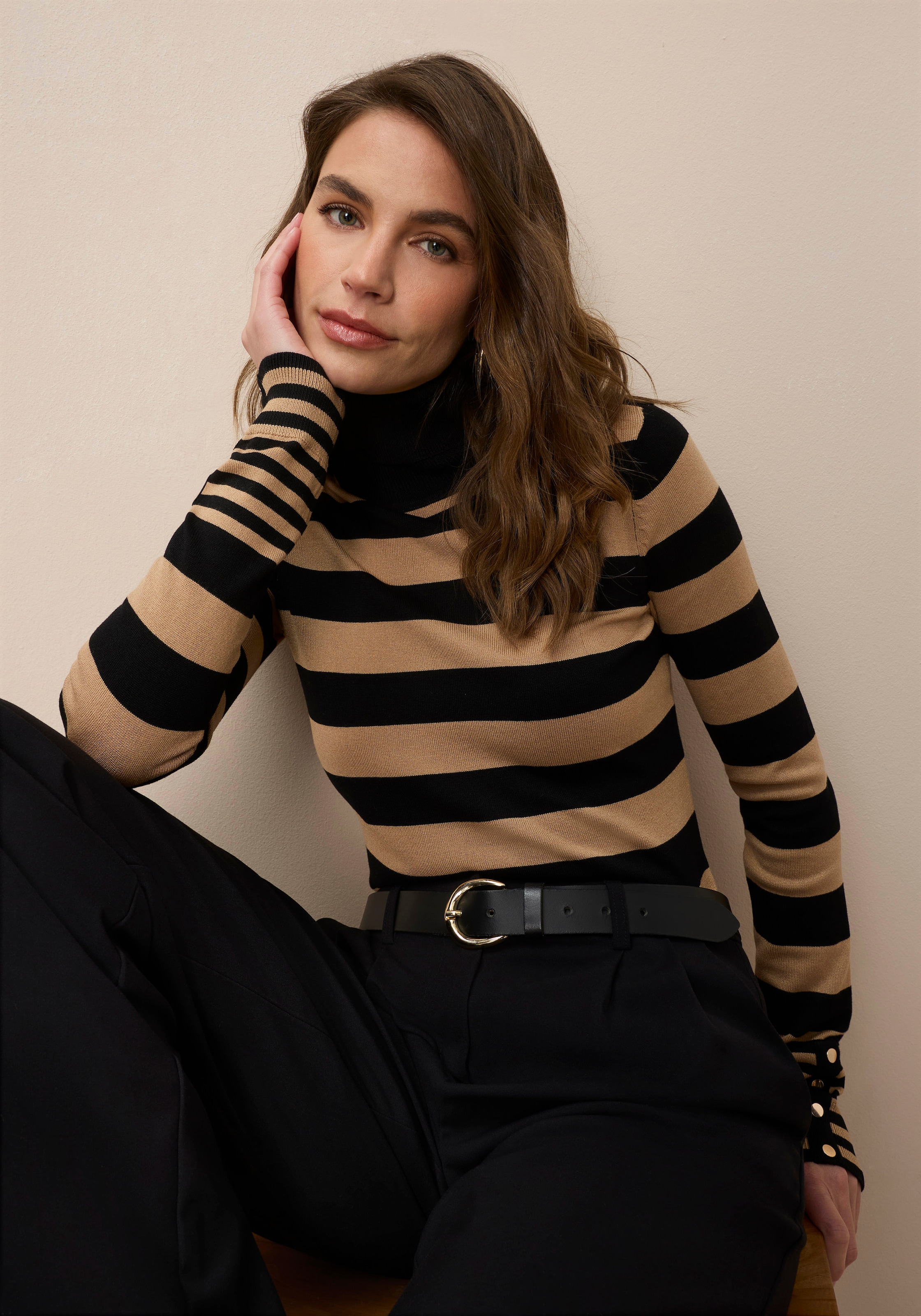 Tamaris Pull à col roulé im lässigen Streifendesign