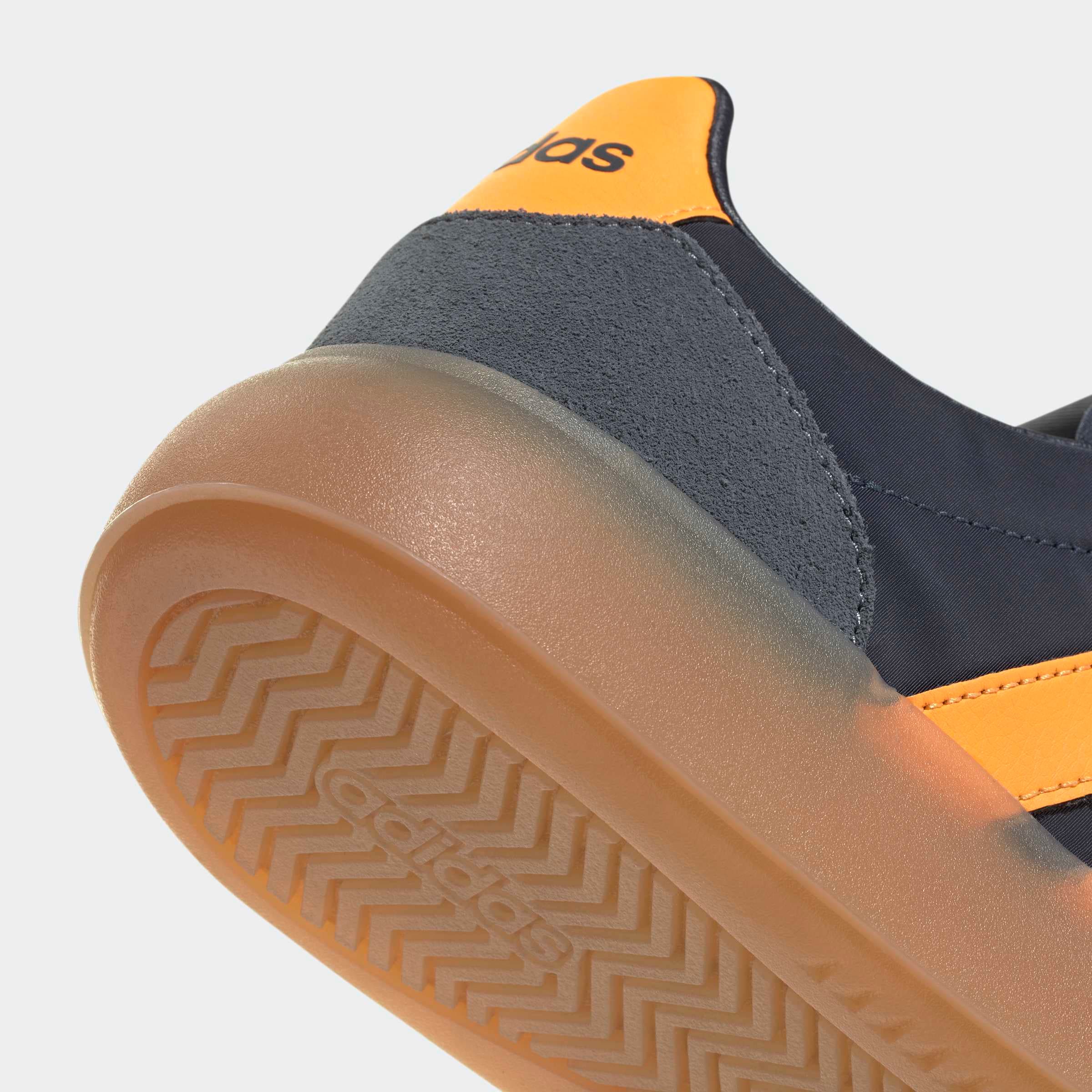 adidas Sportswear Sneakers »BARREDA DECODE«  inspiriert vom Design des adidas handball spezial