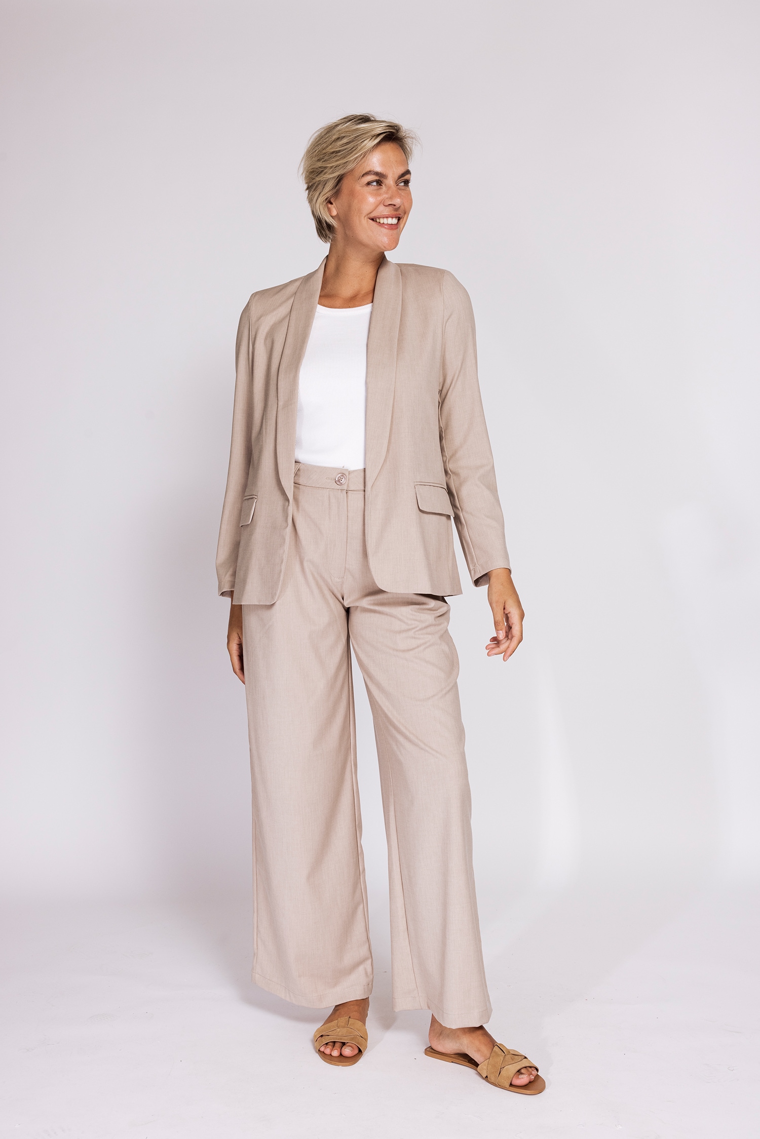 Zhrill Veste blazer »HELEN« style moderne, uni, coupe normale, avec poches à rabat