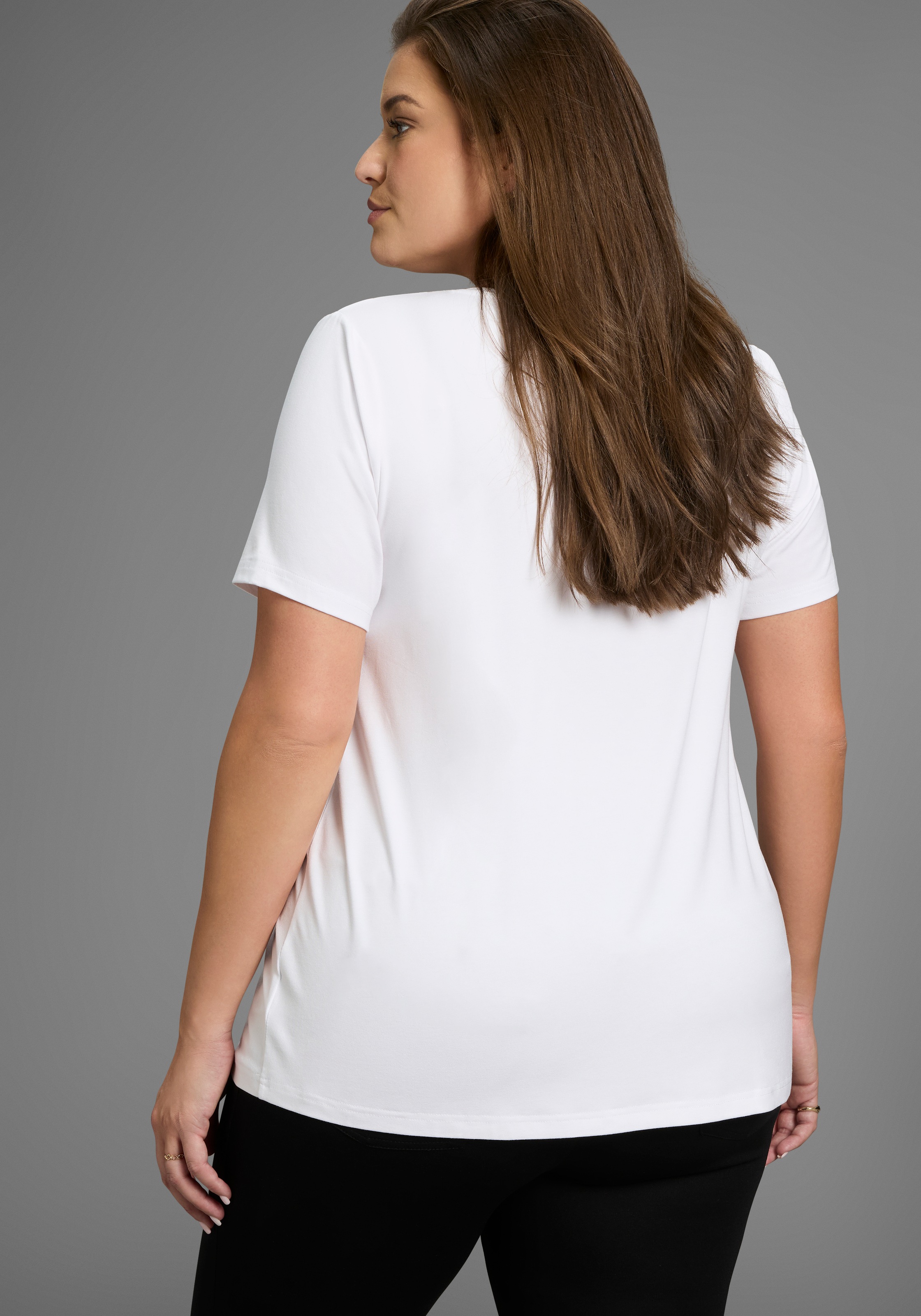 Laura Scott CURVE T-shirt mit V-Ausschnitt aus fliessender Viskose - GROSSE GRÖSSE