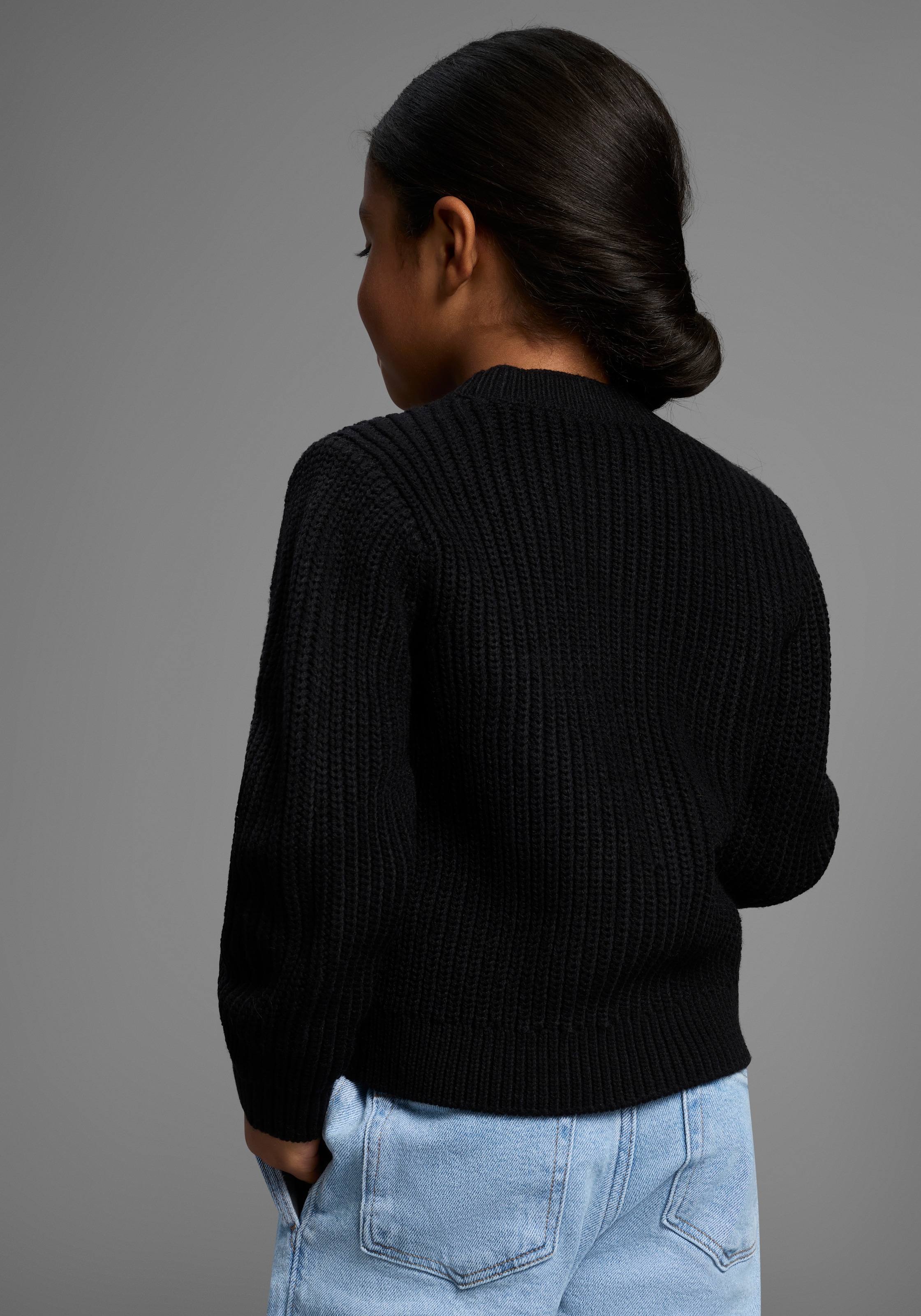 KIDSWORLD Strickjacke »Strickjacke Basic-Style«, Strickjacke, toll zu allem zu kombinieren
