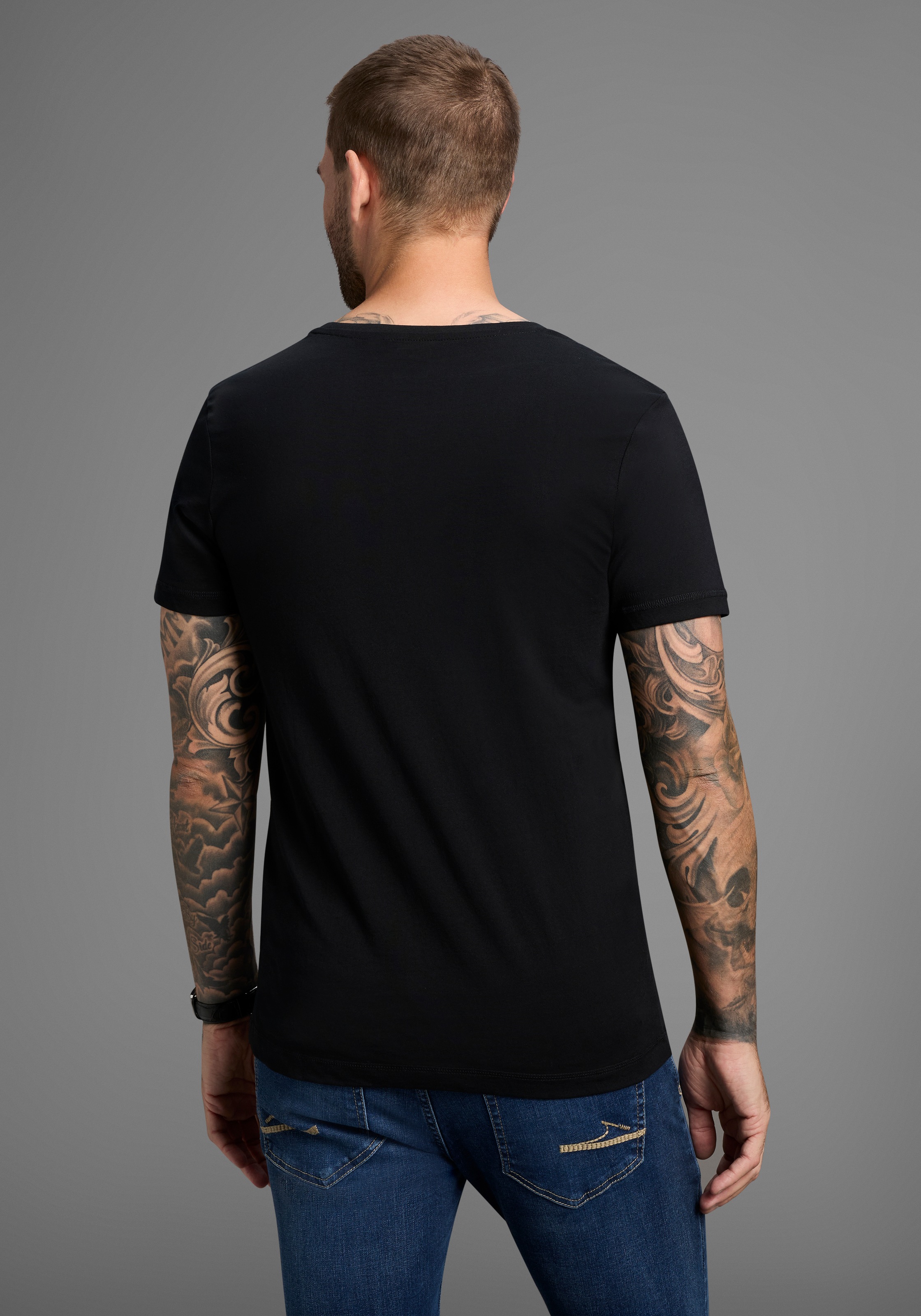 AJC T-shirt , kurzärmelig,  schmal geschnitten,  mit stylischem Druck
