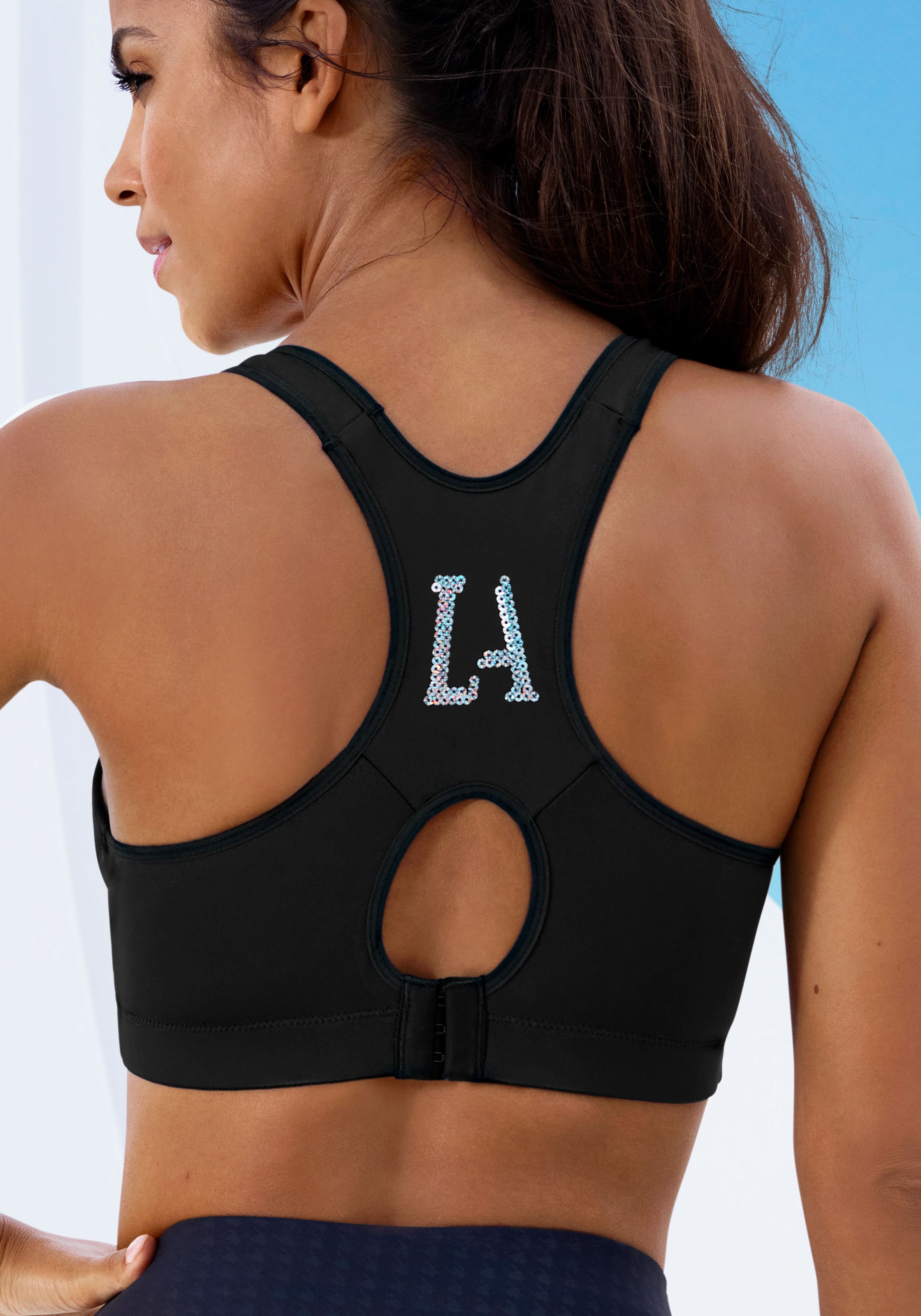LASCANA ACTIVE Soutien-gorge de sport mit LA-Buchstaben aus funkelnden Pailletten aus Coolmax-Material