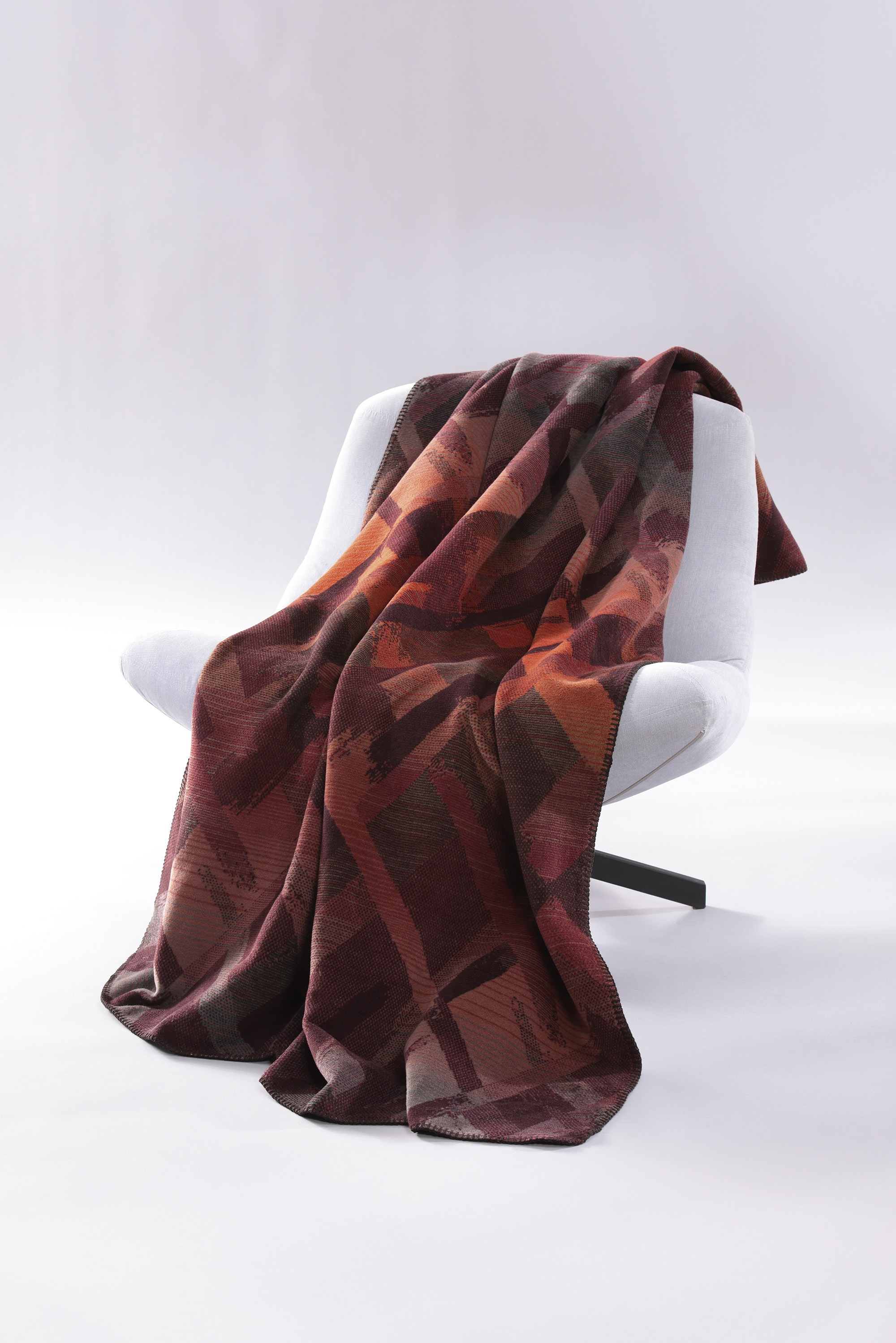 Biederlack Couverture d'intérieur »Garnet Glow mit geketteltem Zierstich« Made in Germany