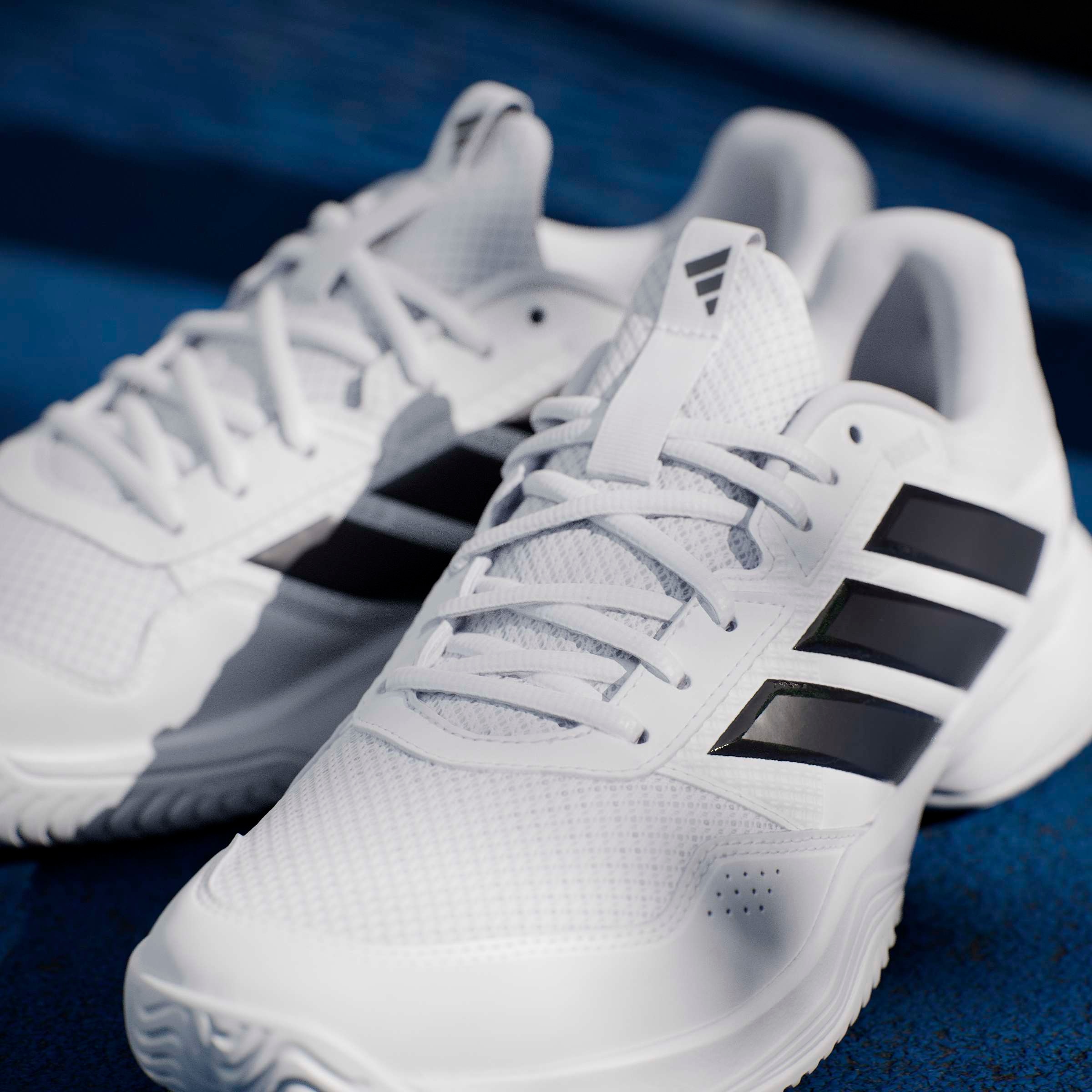 adidas Performance Chaussure de tennis »GAMECOURT 3 ALL COURT«  pour Hartcourt, All-Court
