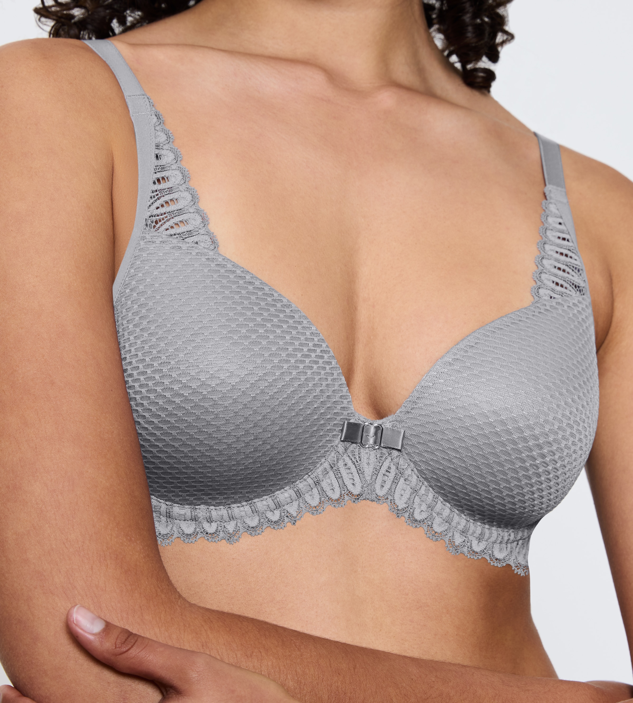 Triumph Soutien-gorge à armatures »Aura Spotlight T« moderne Spitze, weich, leicht gepolstert, Spacer-Cups