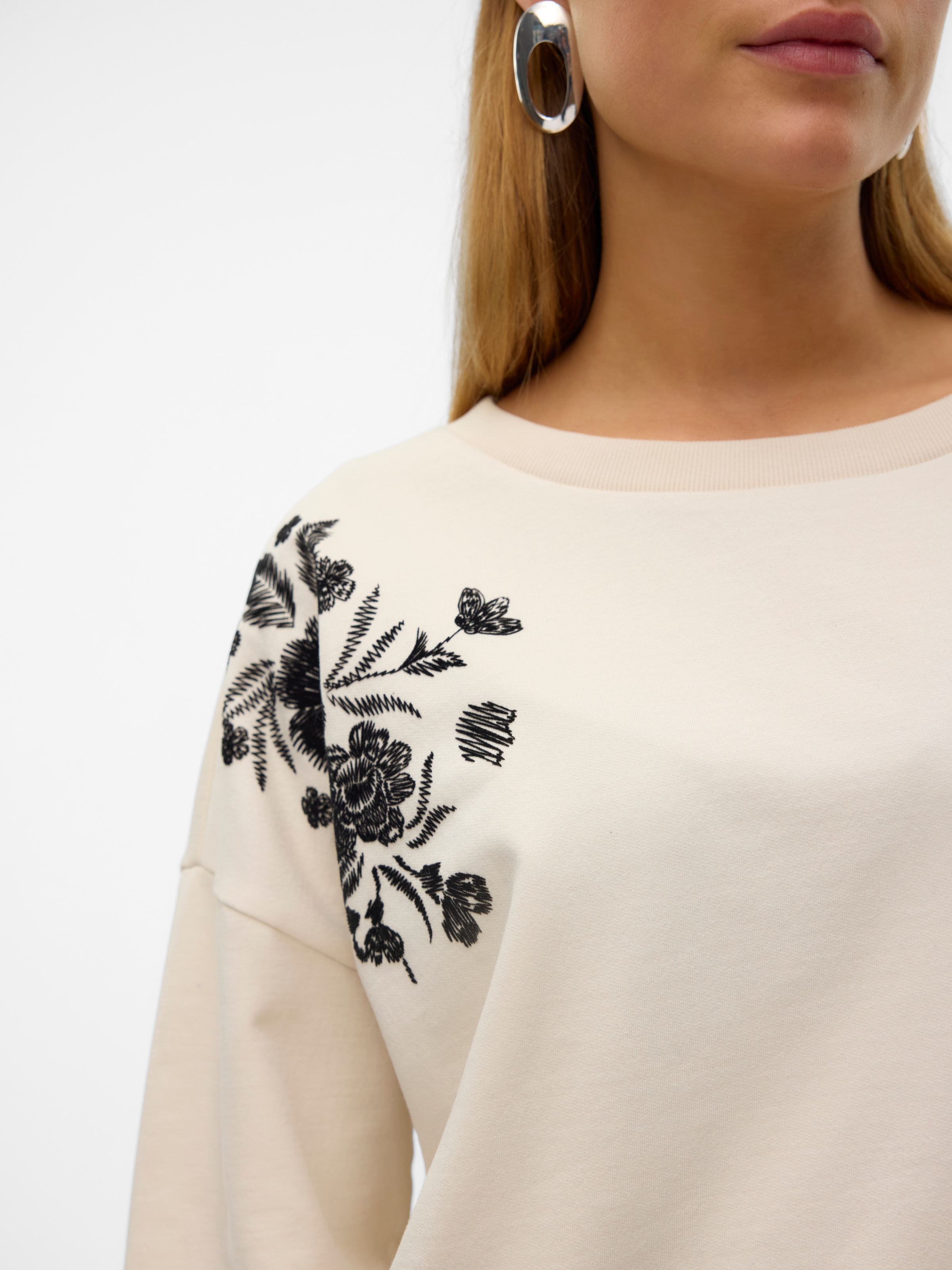 Vero Moda Pull »VMHELEN TRINA LS SWEAT BOX JRS GA«, mit Blumenprint
