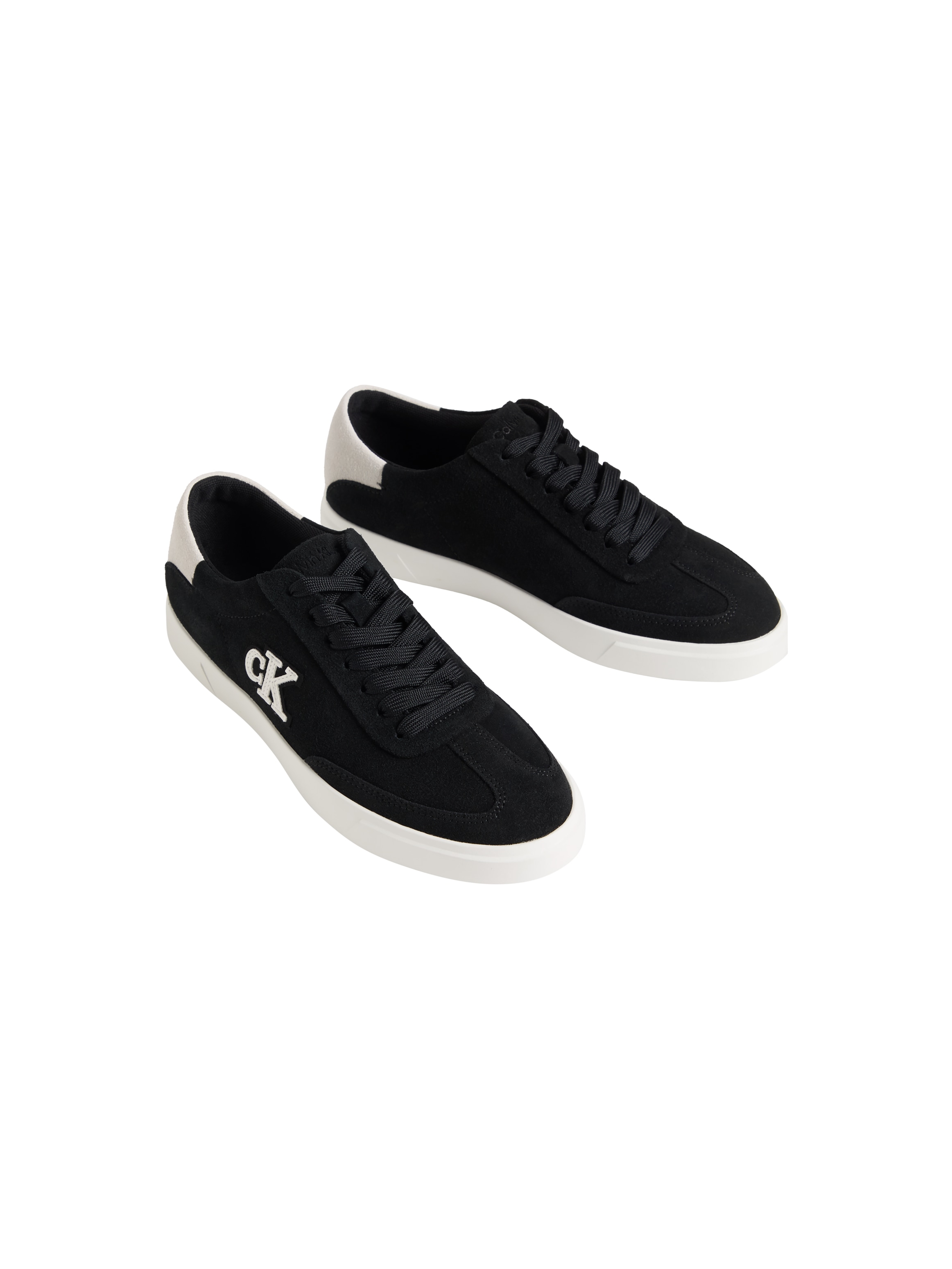 Calvin Klein Baskets à plateforme »LOW PRO CUPS WT SUEDE MG«  Chaussure basse, chaussure à lacets, sneaker décontracté avec logo CK latéral