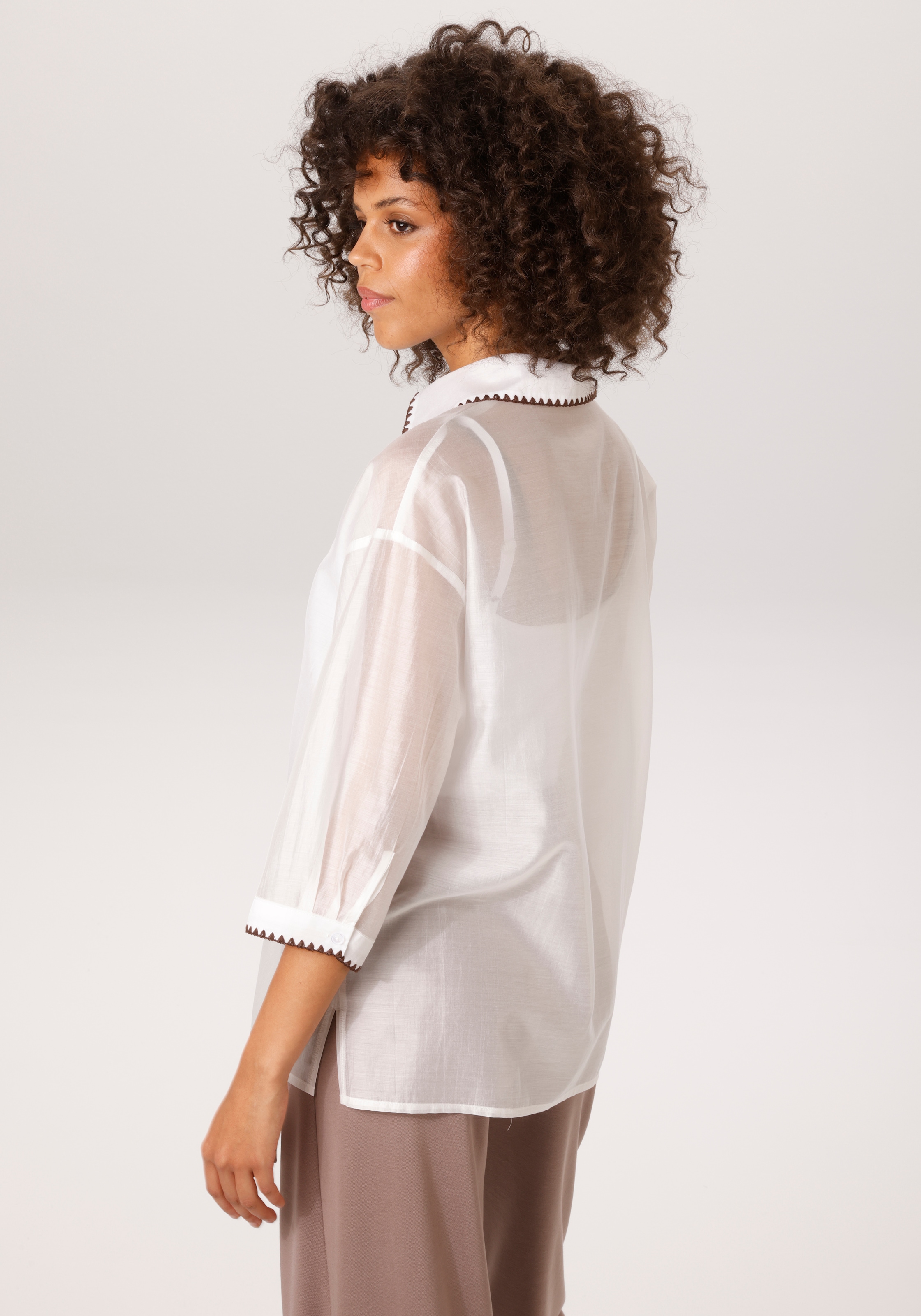 Aniston CASUAL Blouse chemise mit kontrastfarbener Häkelspitze verziert - NEUE KOLLEKTION
