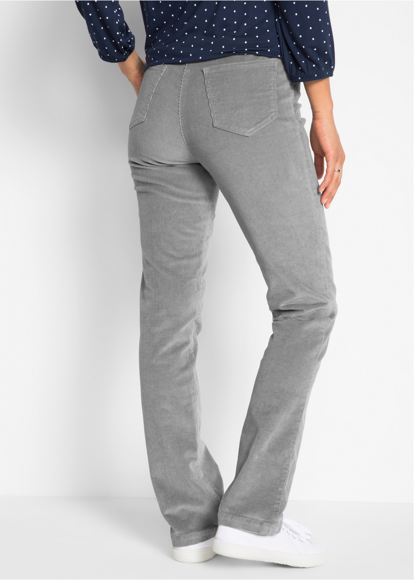bonprix Pantalon en velours côtelé »Stretch-Cordhose, Straight«  aus Stretch-Material, Slim Fit, mit Eingrifftaschen