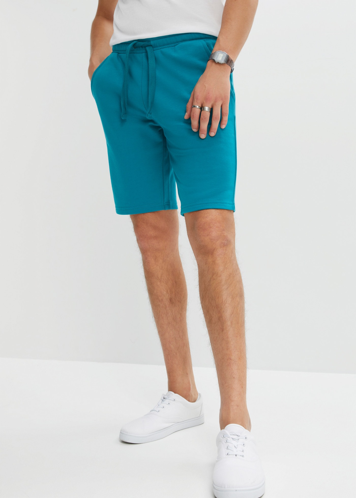 bonprix Sweatbermudas  ceinture élastique et poches latérales