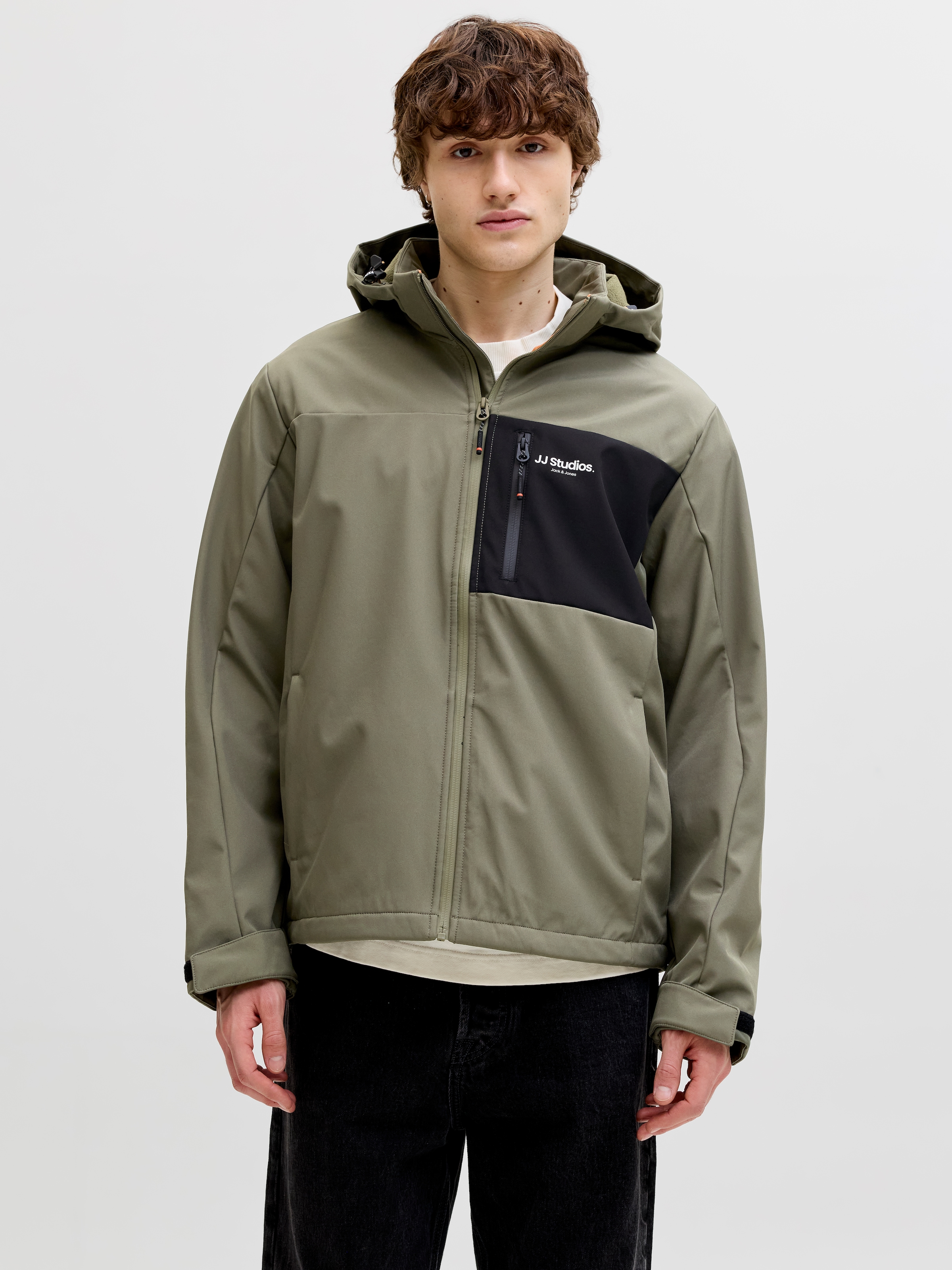 Jack & Jones Veste softshell »JJNORTH SOFTSHELL JACKET« avec capuche