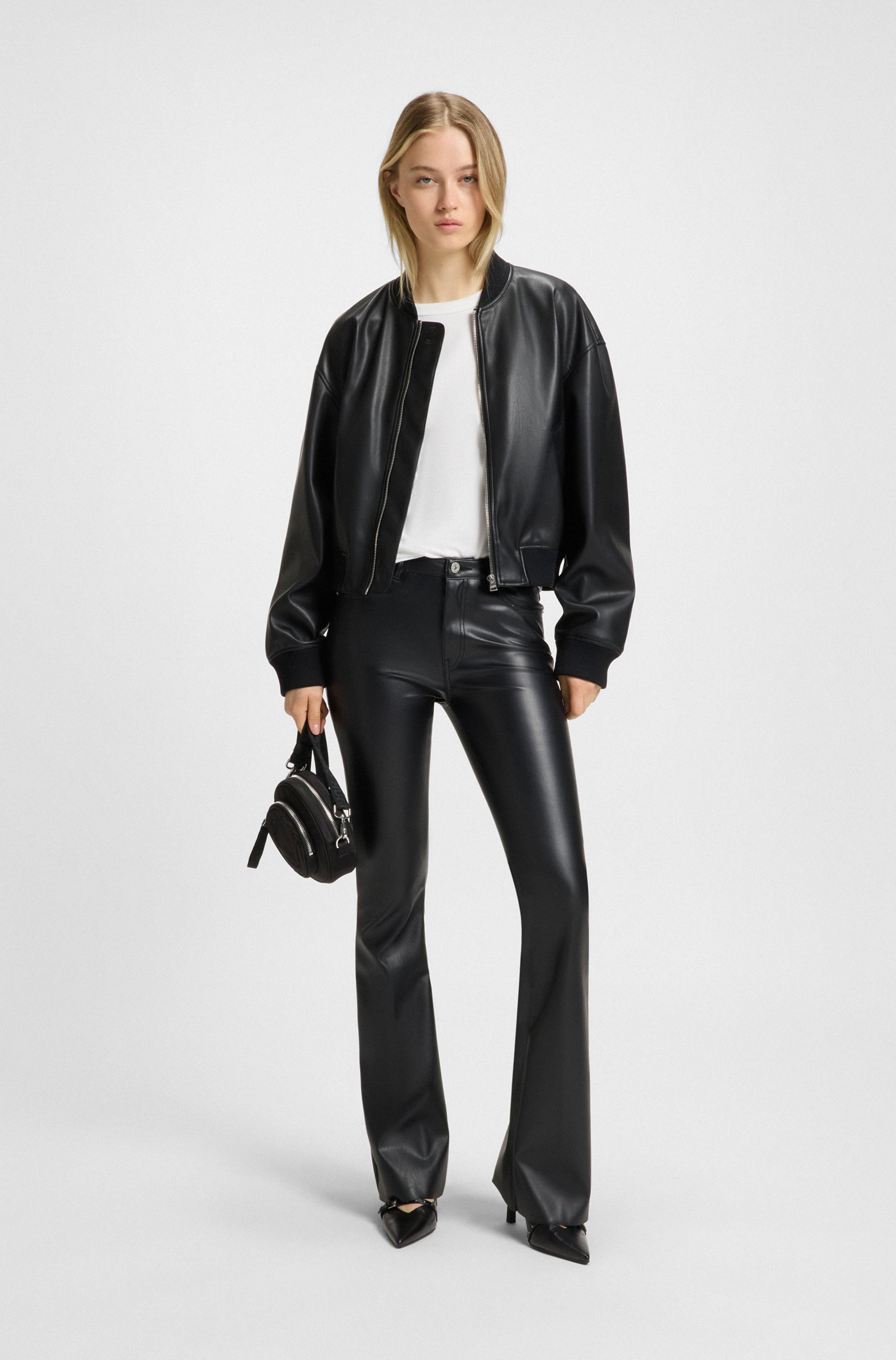 HUGO Blue T-shirt à manches longues »Daliria« mit Label-Badge mit HAPPY HUGO Logo