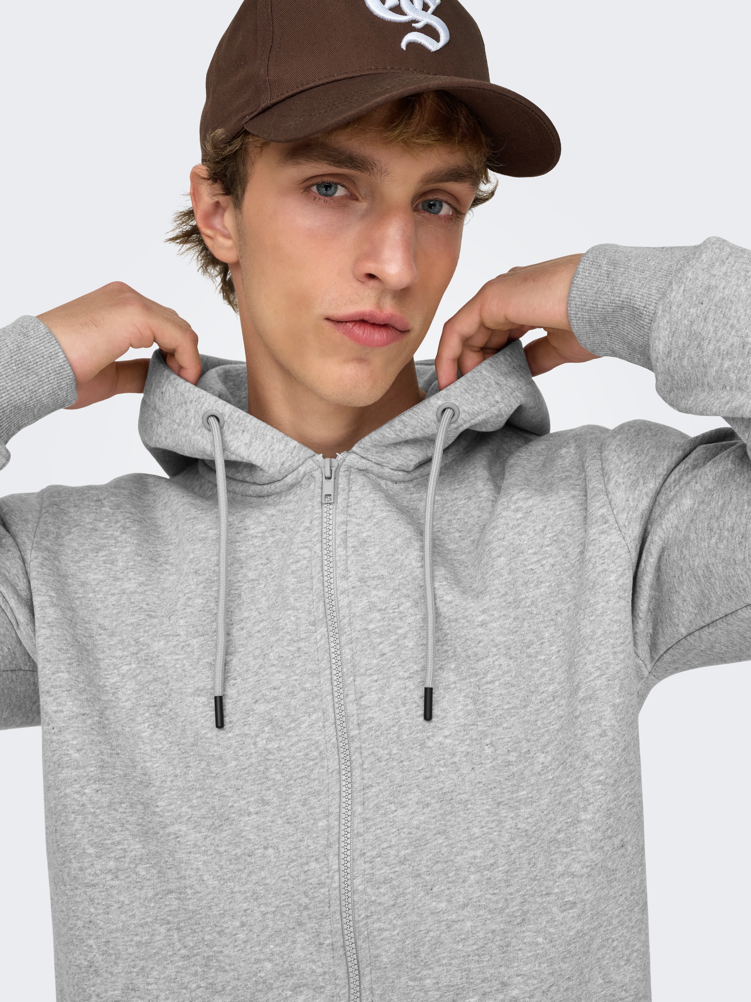 ONLY & SONS Sweat à capuche »CERES LIFE ZIP THR. HOODIE SWEAT«
